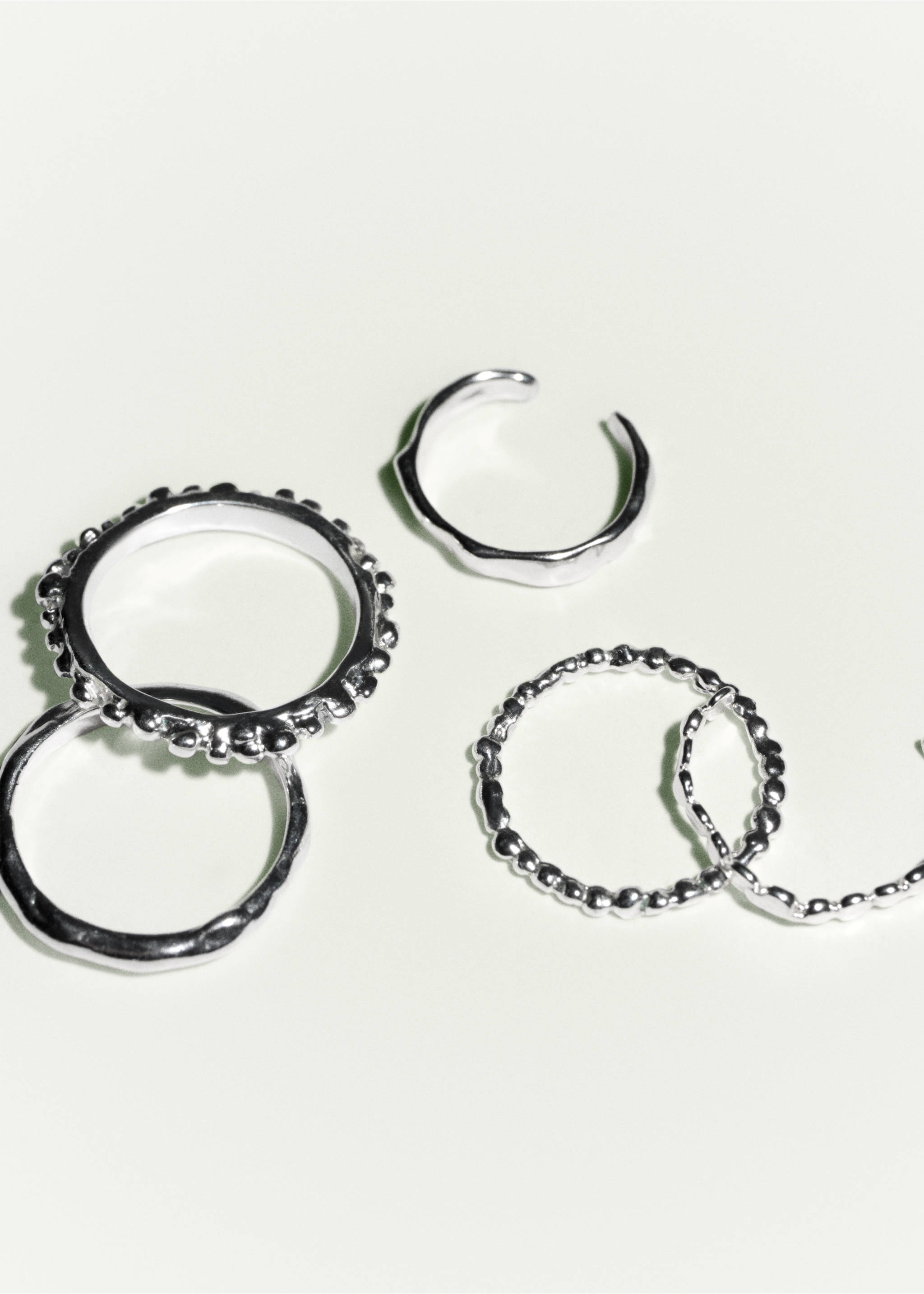 Set of combination rings - Details of the article 6, Silver. Ref: 77020638-00.