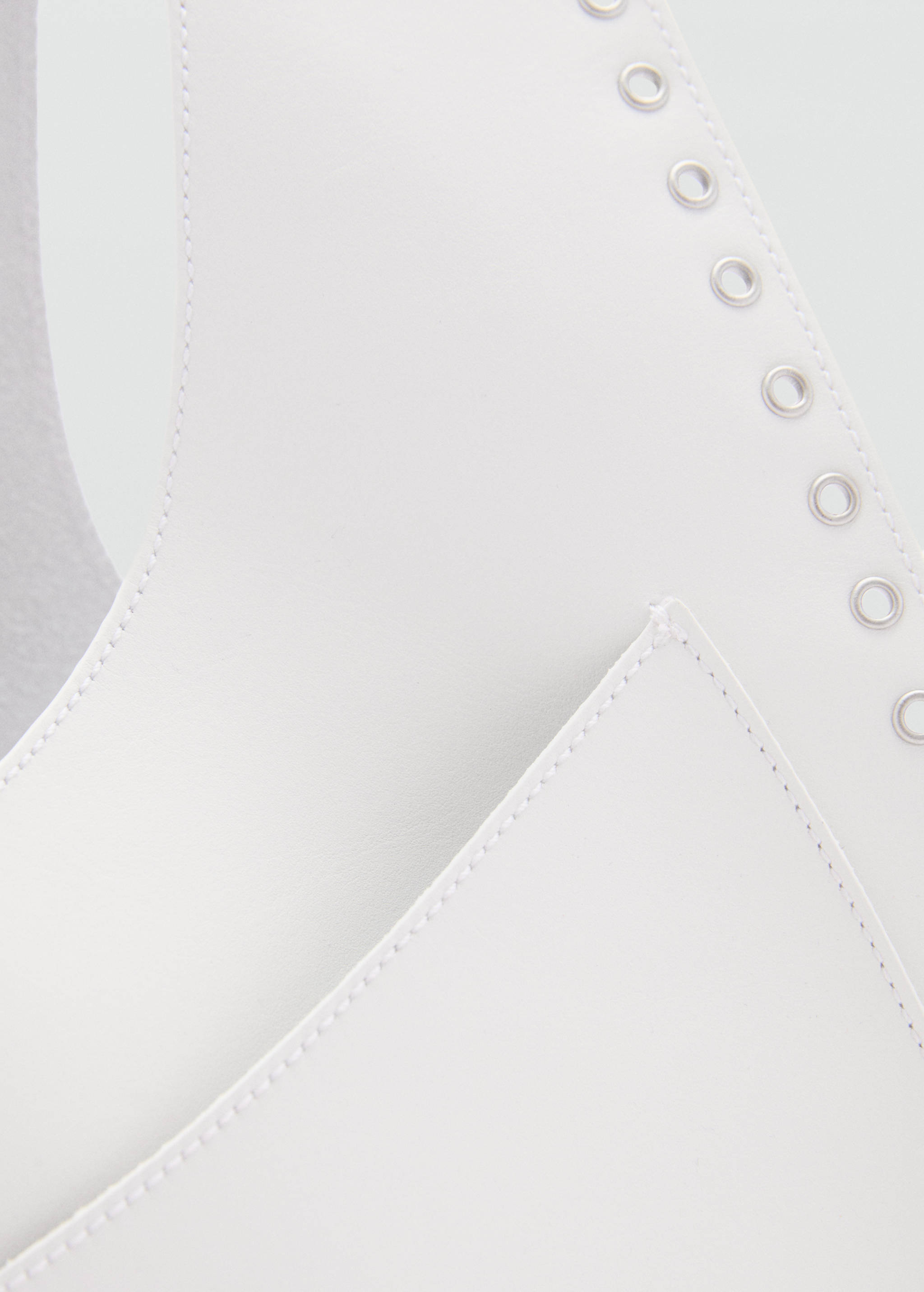 Bolso piel troquelado - Detalle del artículo 1