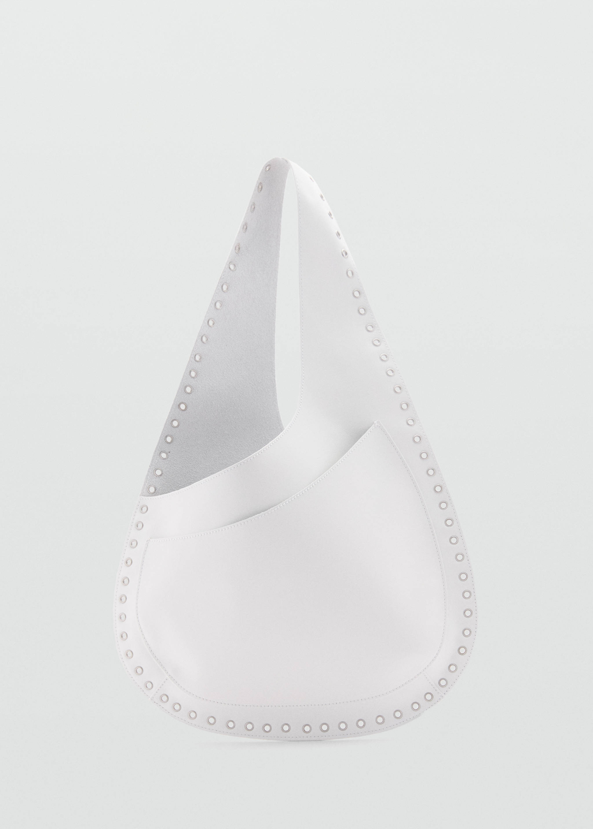 Ledertasche mit Stanzmotiven - Artikel ohne Model