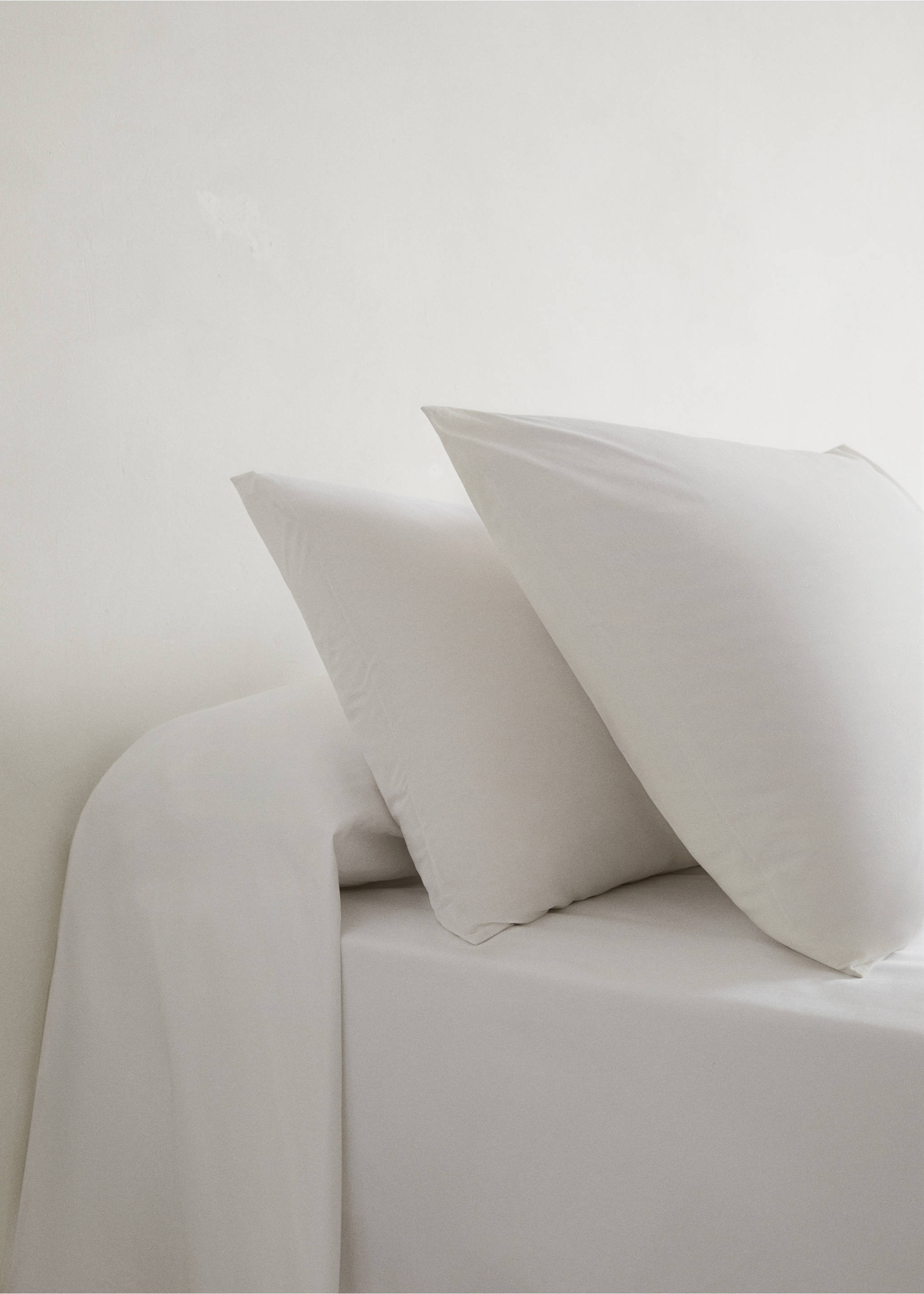 Percale cotton pillow case 50x75cm - Details of the article 7, White. Ref: 77021013-00.