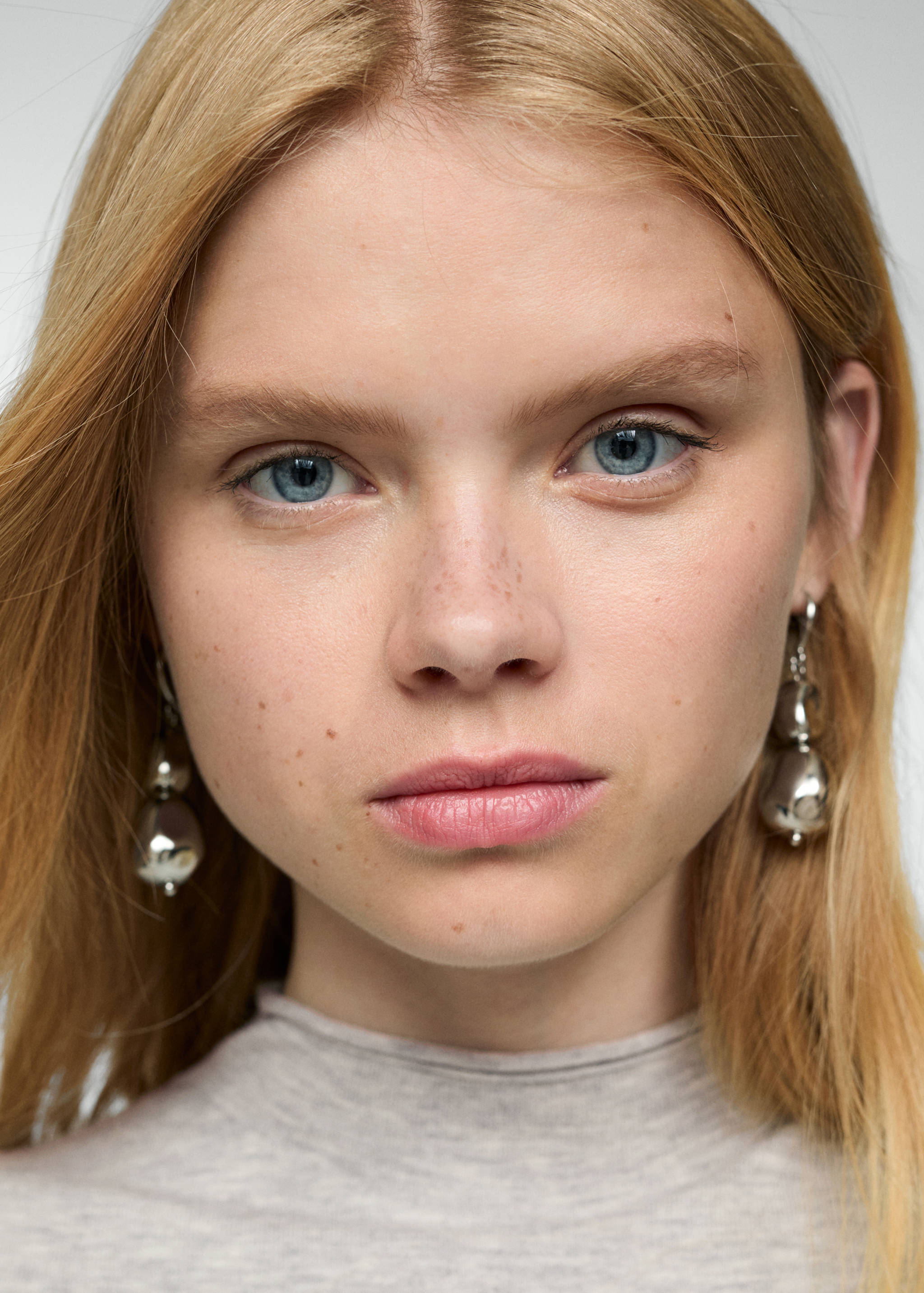 Kurzärmliges Strick-T-Shirt - Detail des Artikels 1