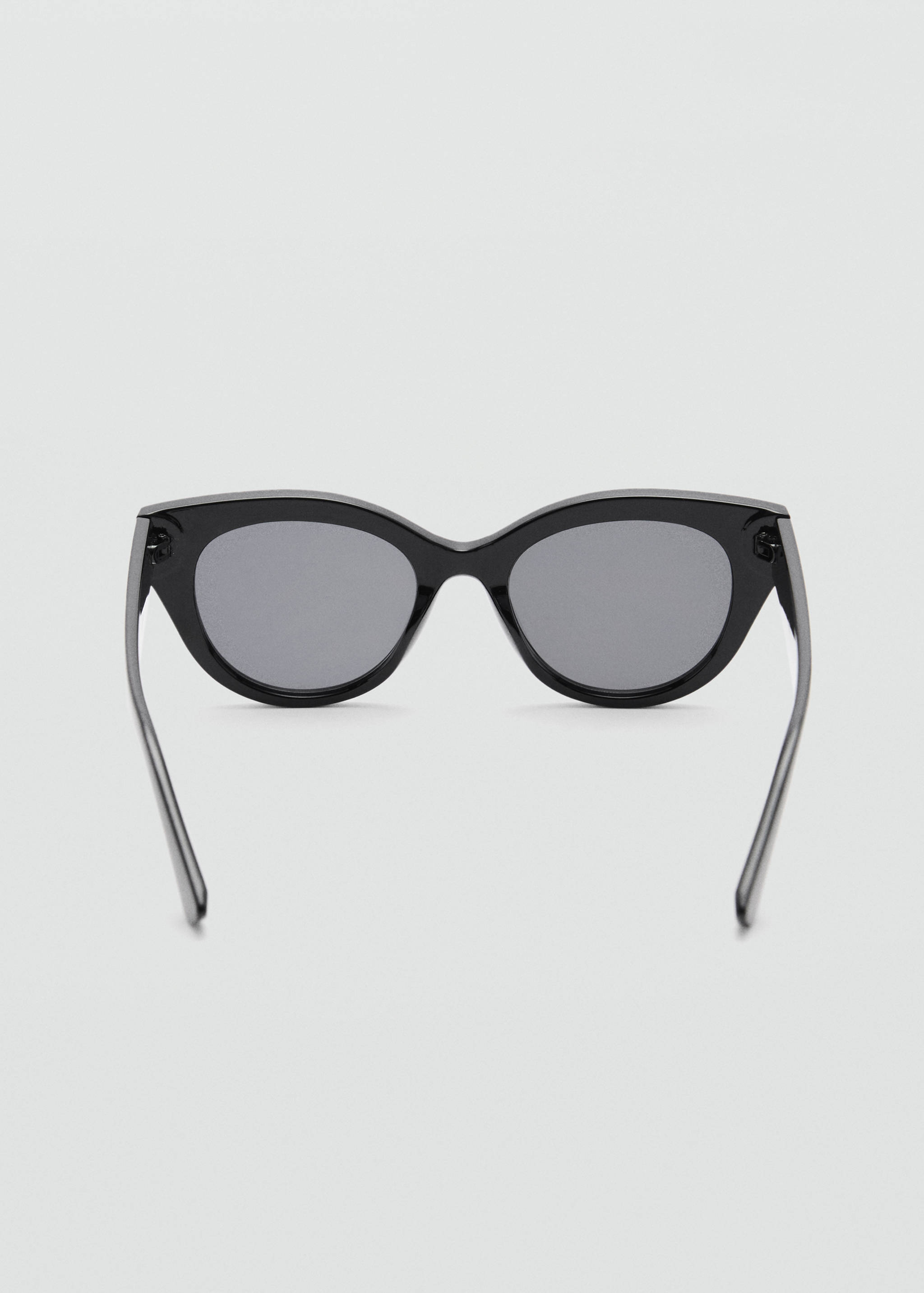 Resin frame sunglasses - Details of the article 1
