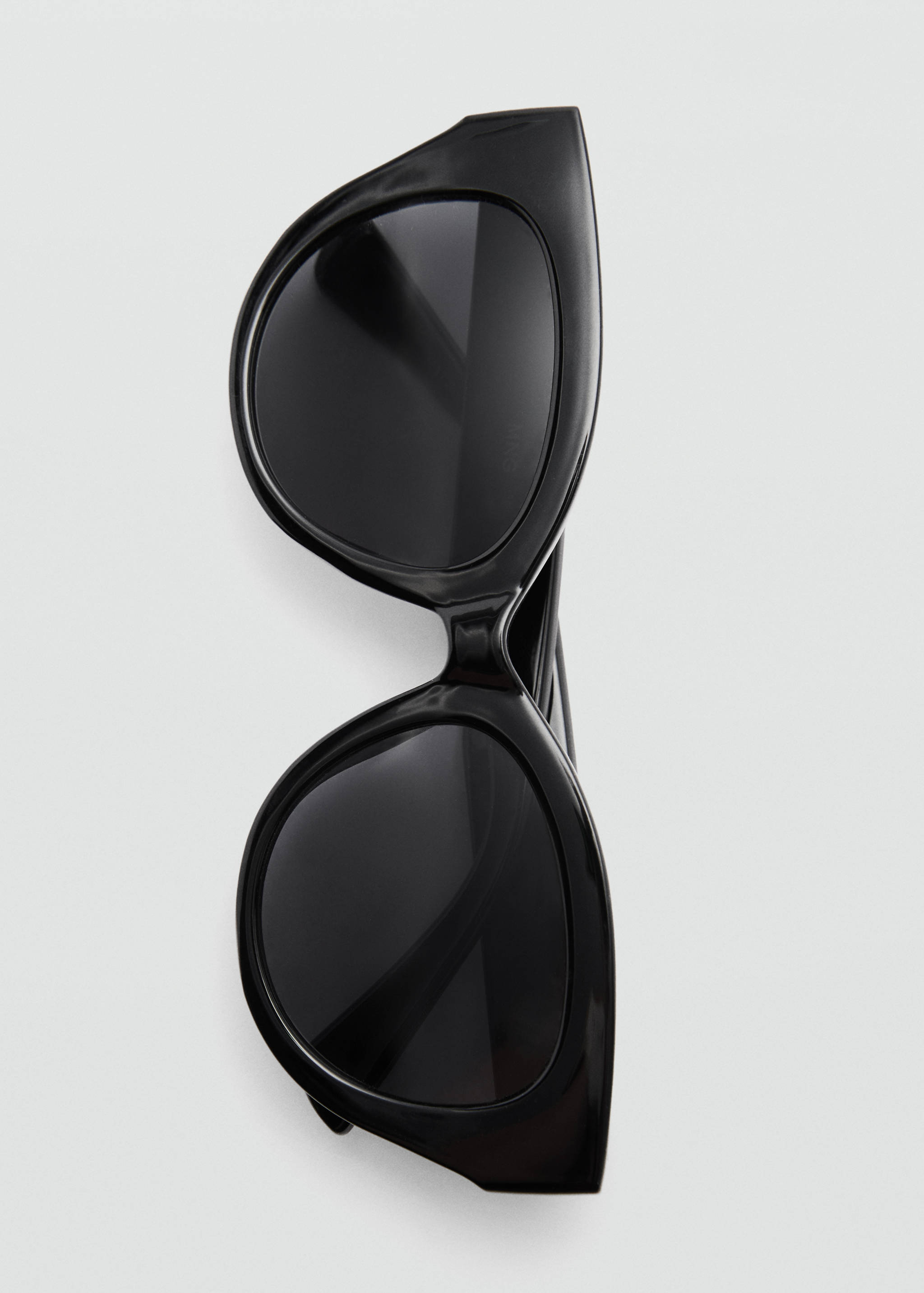 Resin frame sunglasses - Details of the article 2