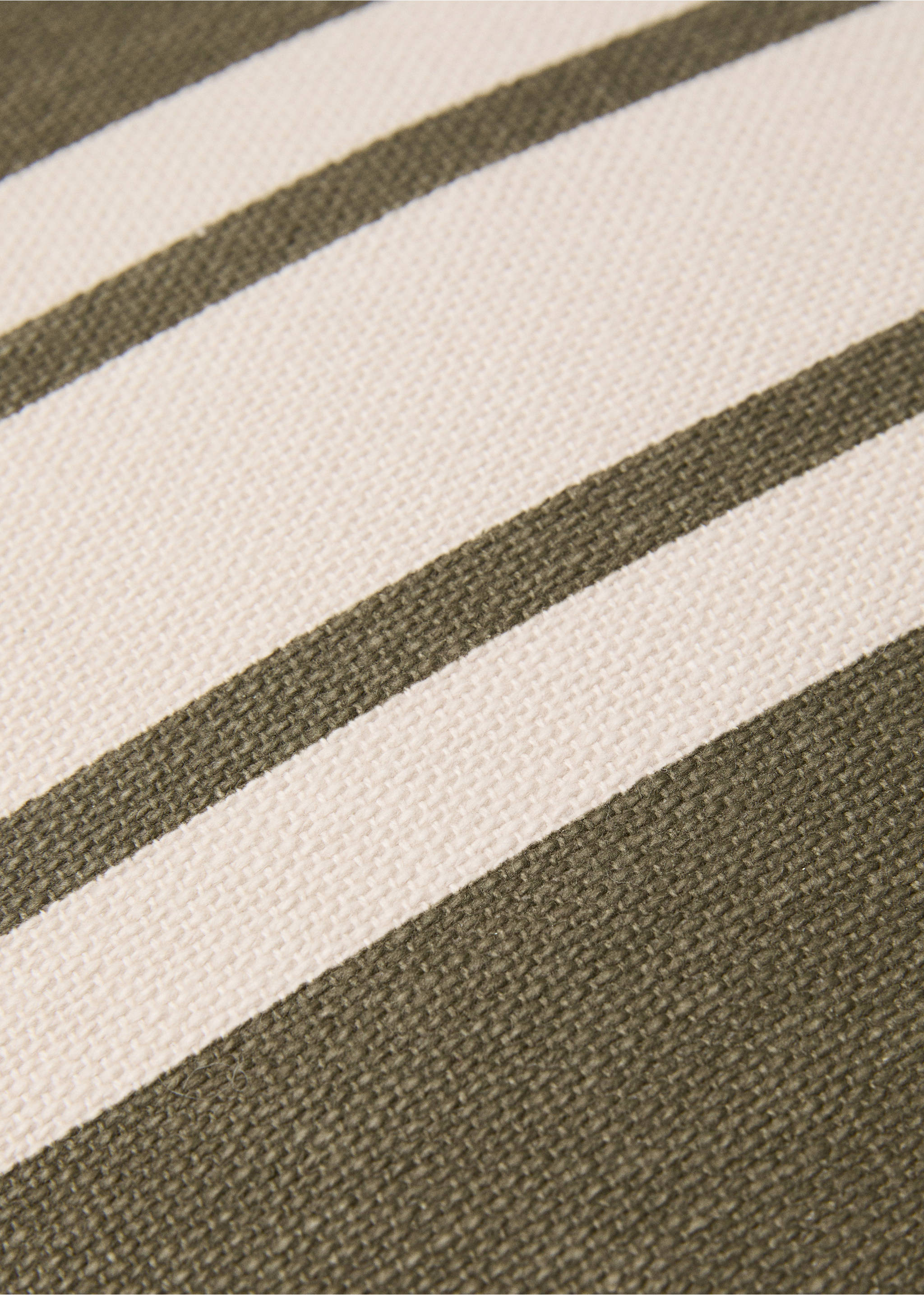 Double-stripe cotton cushion cover 45x45cm - Details of the article 4, Green. Ref: 77022547-00.