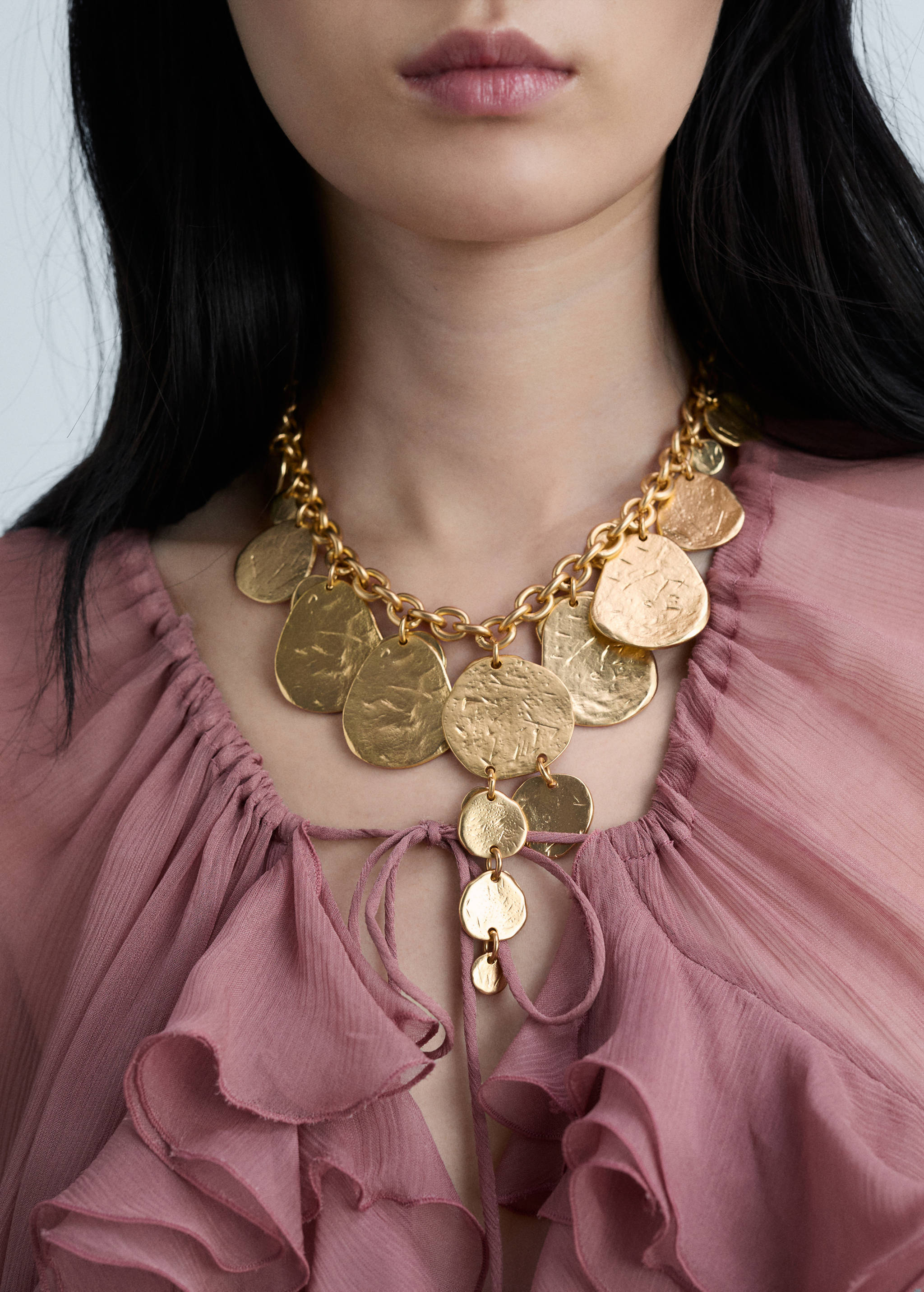 Coin waterfall necklace - General plane