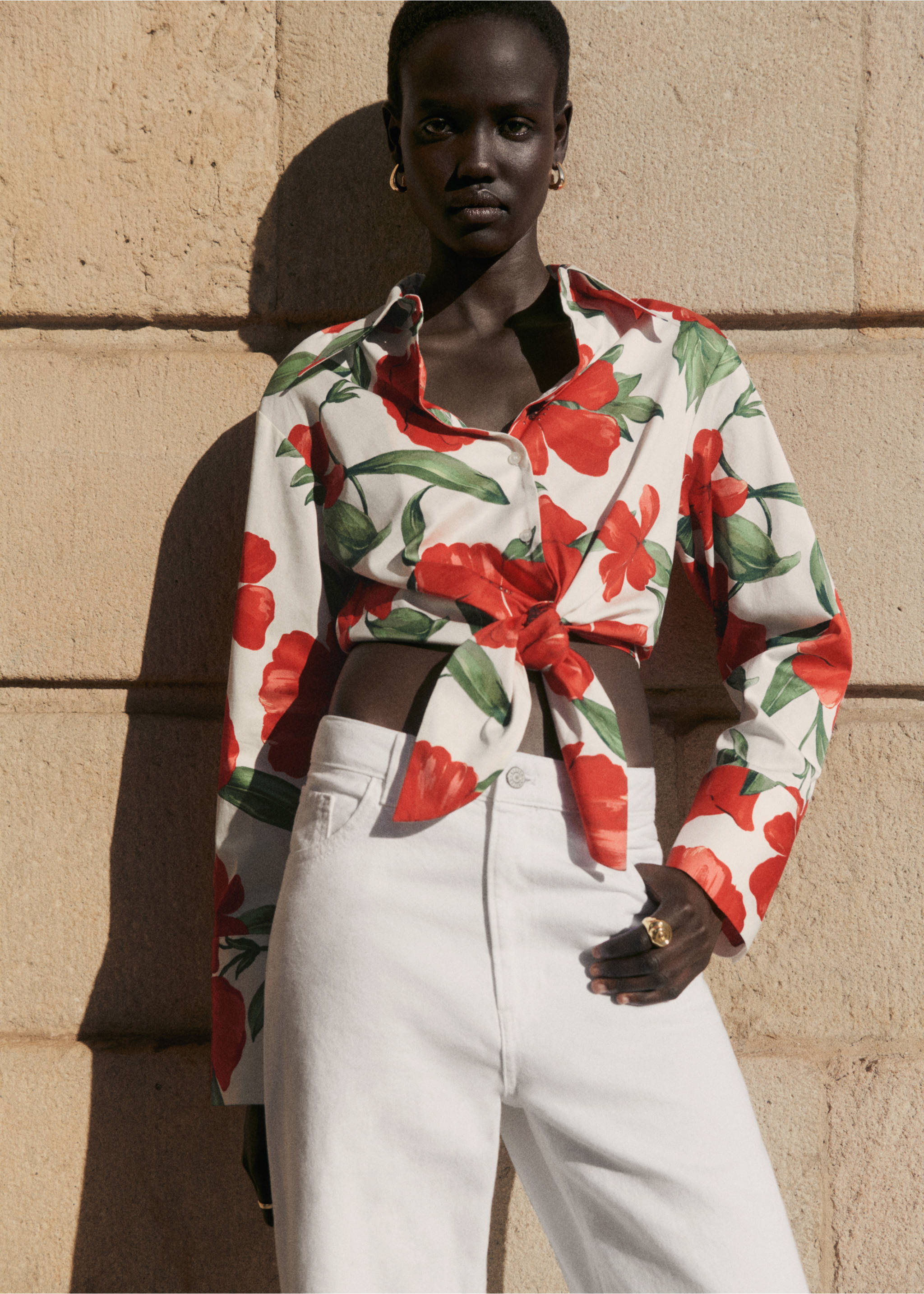 Bow printed shirt - Details of the article 7, Red. Ref: 77022918-00.