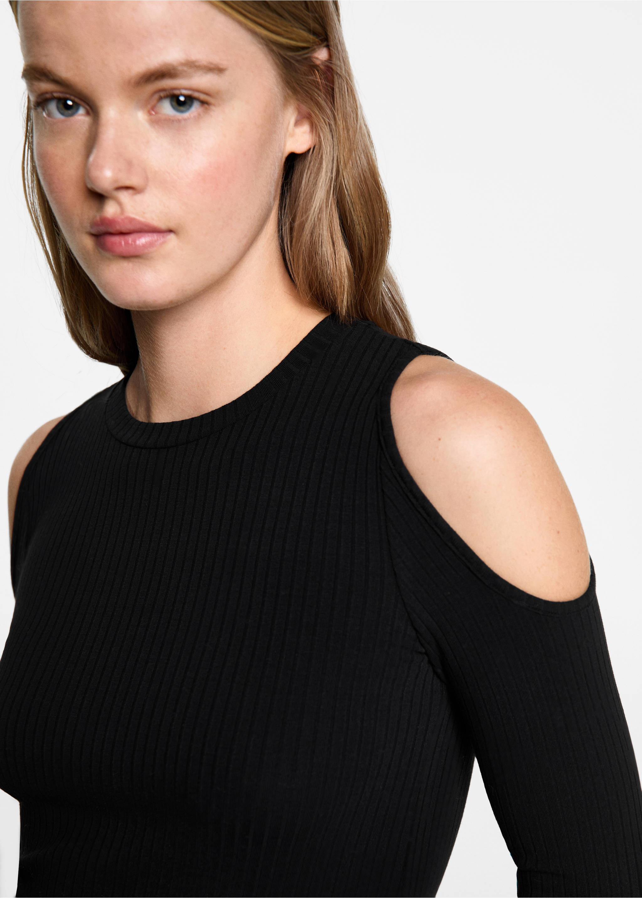 Side slit long dress - Details of the article 1, Black. Ref: 77022937-00.