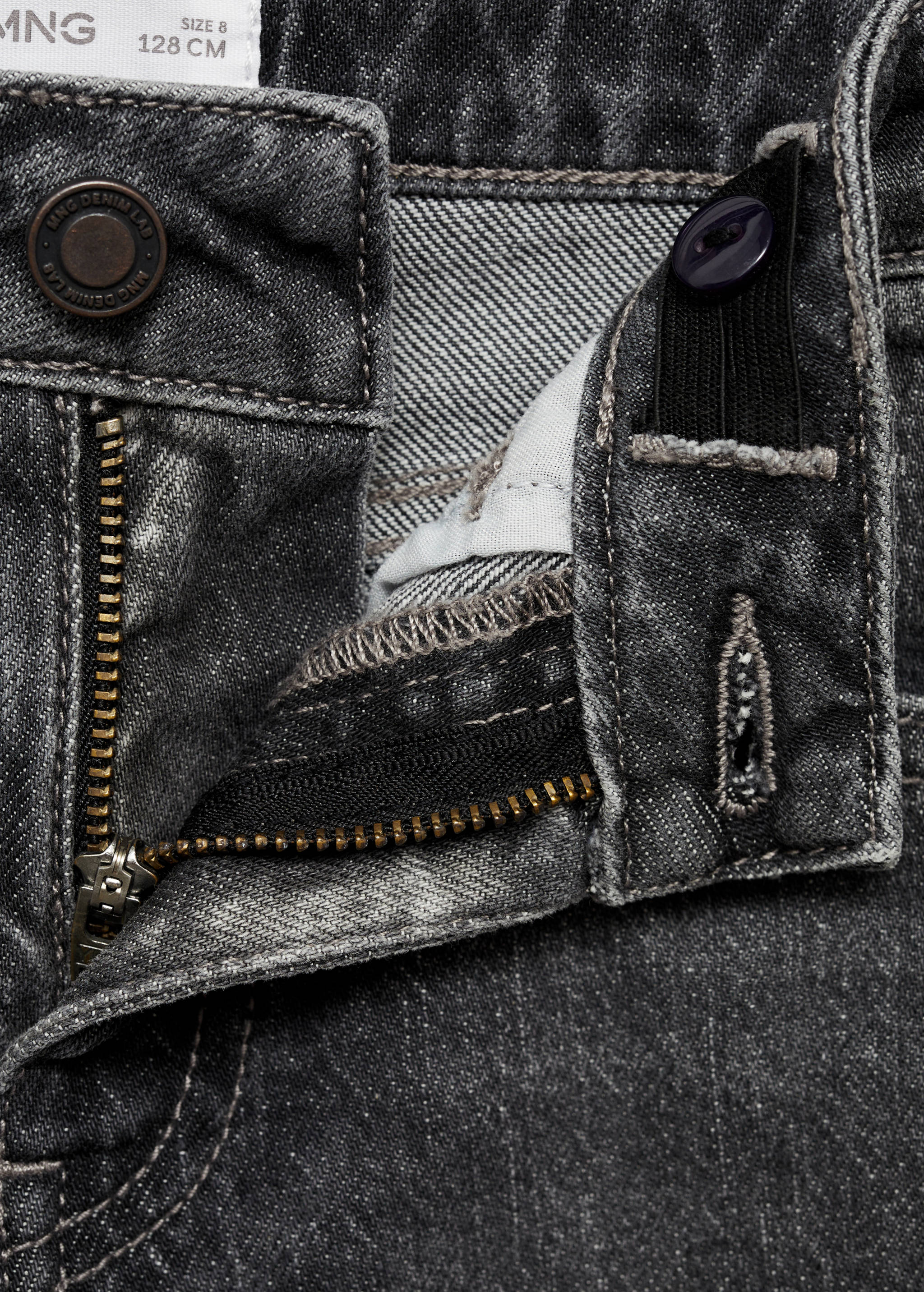 Straight jeans with turn-up - Details of the article 8
