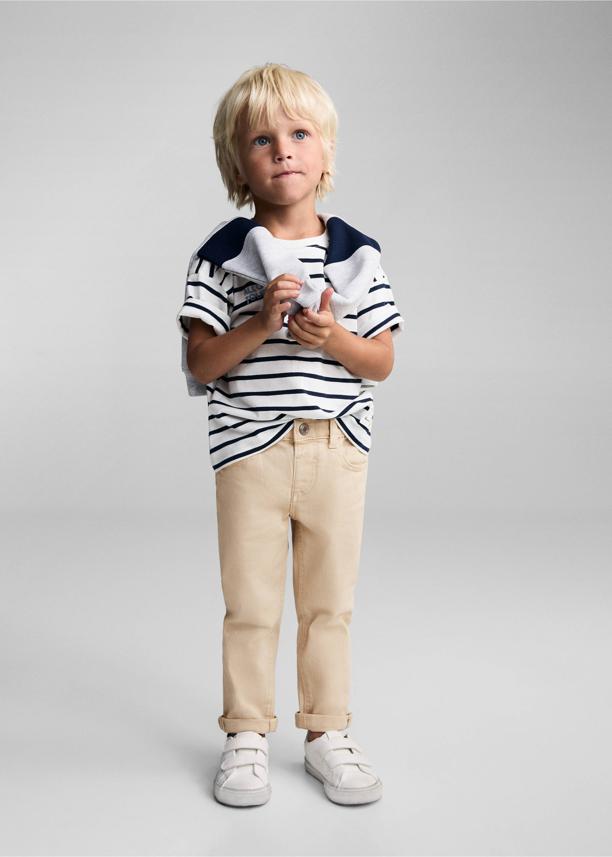 Straight-fit cotton trousers - General plane, Sand. Ref: 77023263-00.