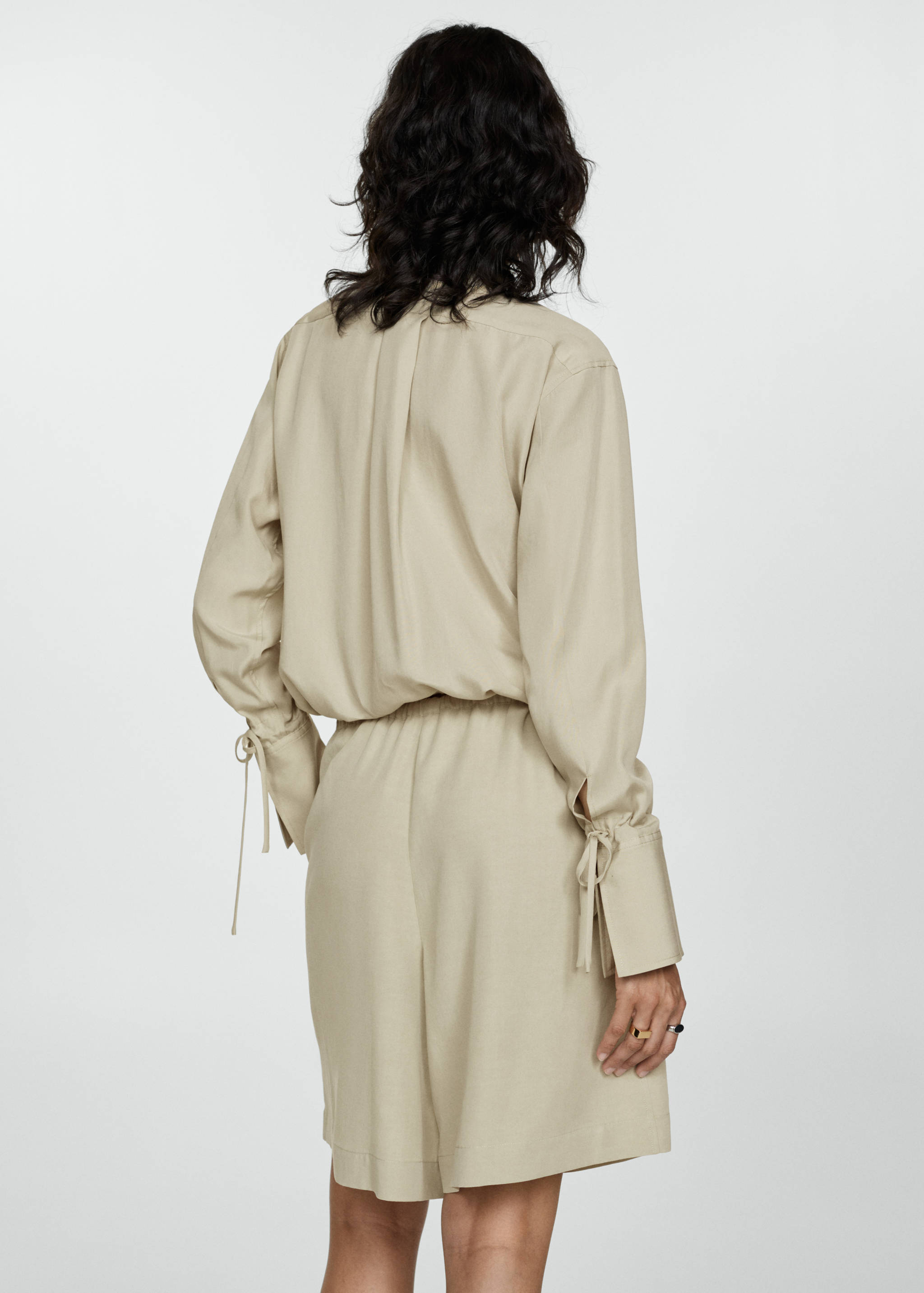 Wide leg lyocell bermuda shorts - Reverse of the article