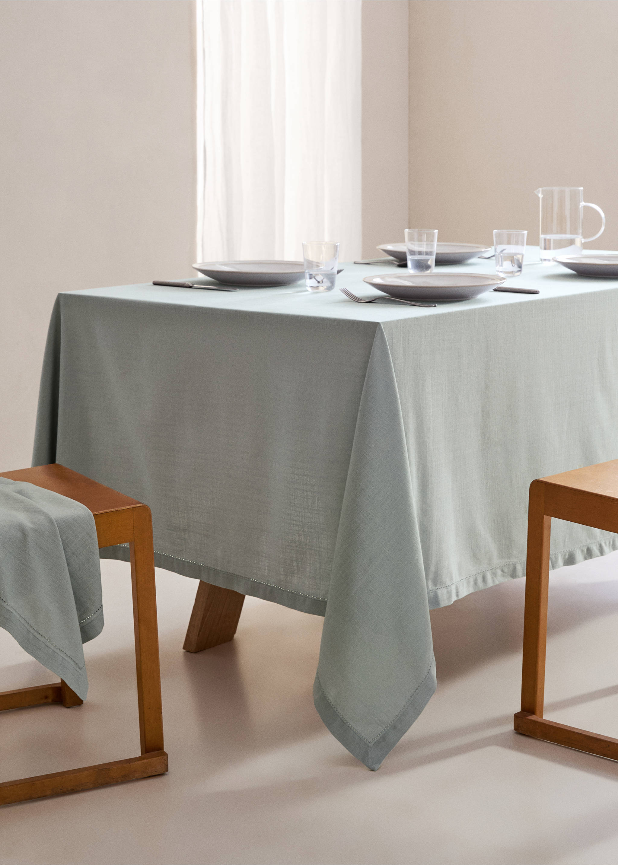 Tablecloth with hemstitch embroidery for 2 to 4 diners - General plane, Aqua Green. Ref: 77023281-00.