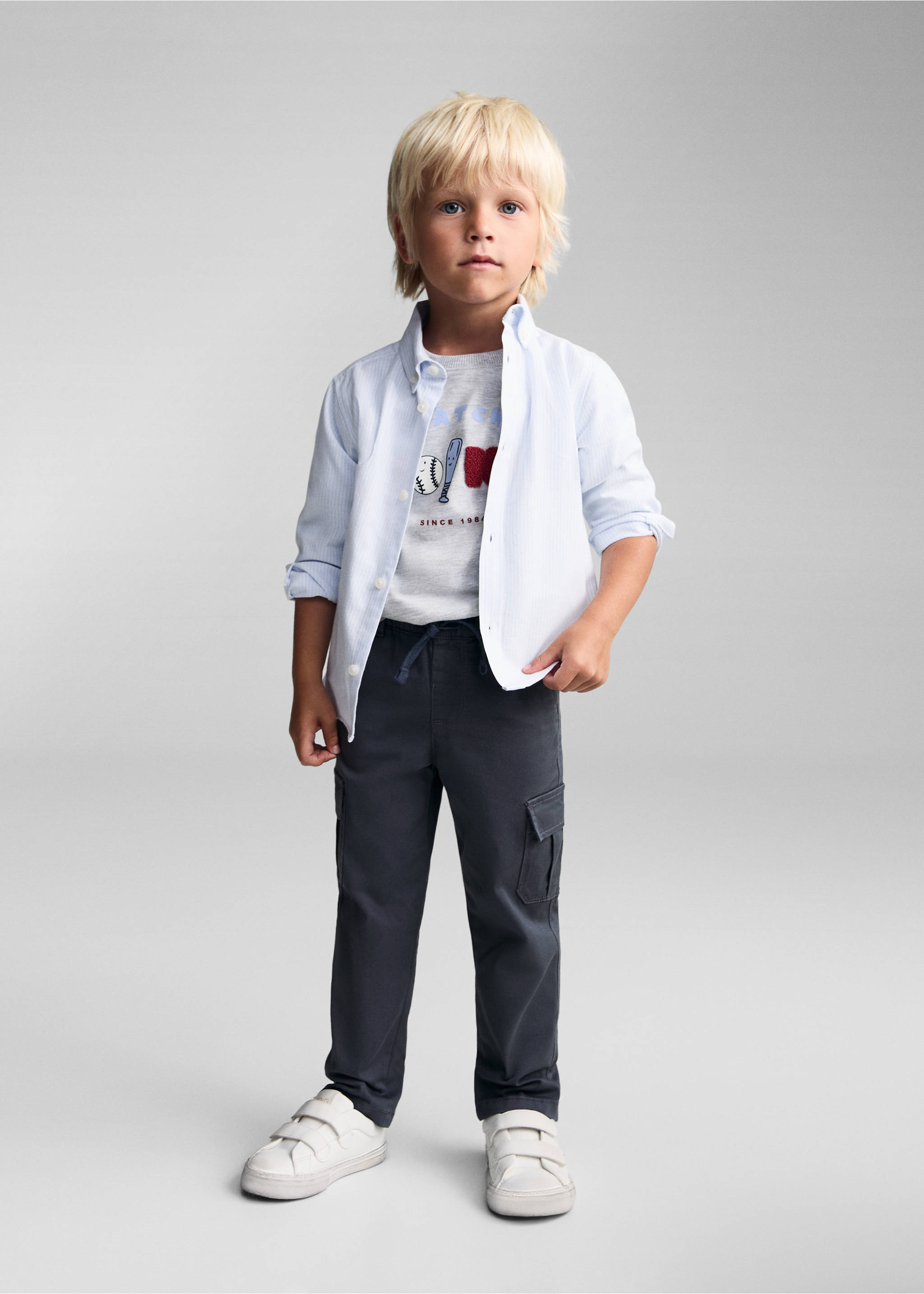 Μπλούζα μακρυμάνικη τύπωμα ανάγλυφο - Γενικό πλάνο, Γκρι Μέτριο Μελανζέ. Ref: 77023290-00.