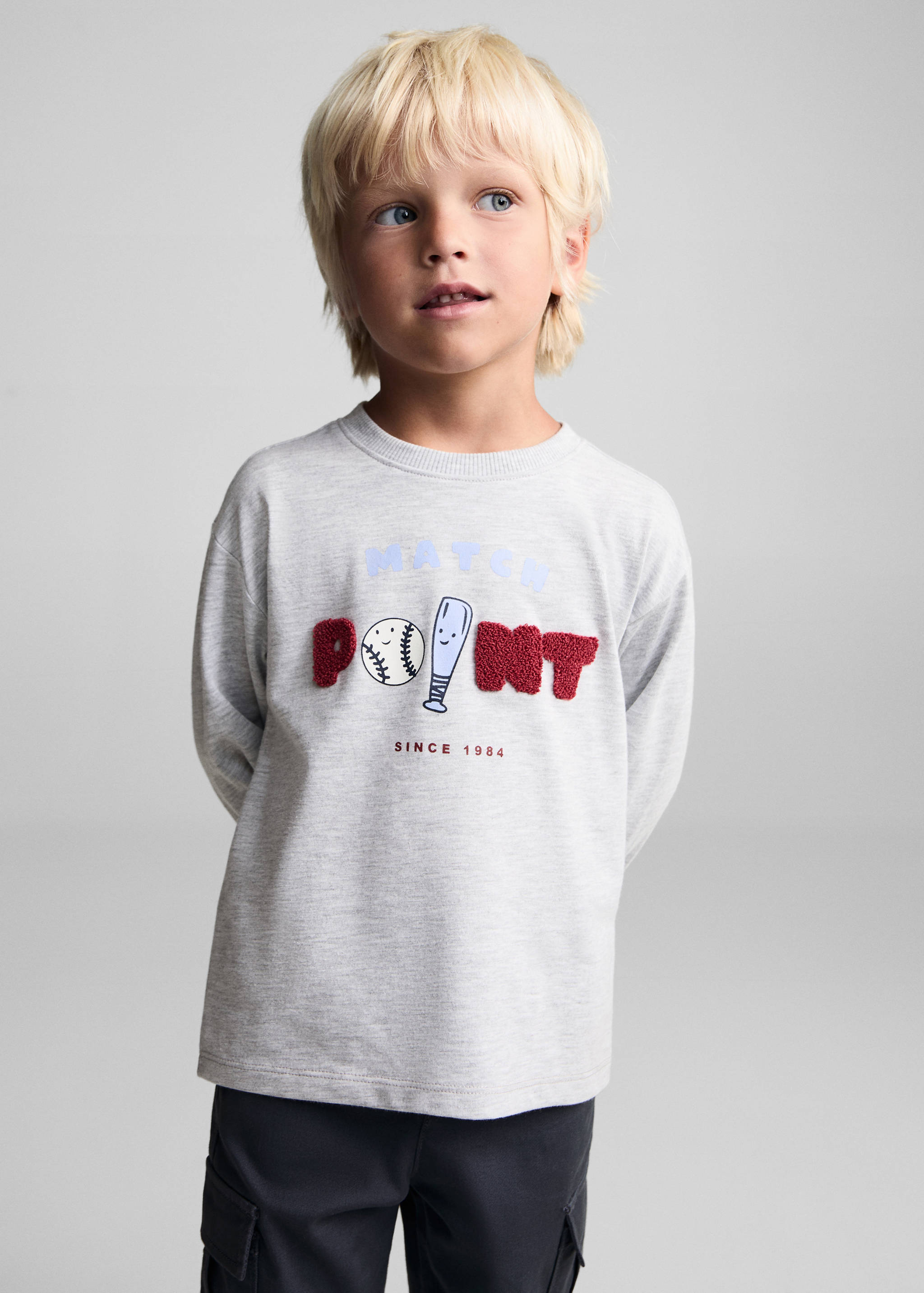 Μπλούζα μακρυμάνικη τύπωμα ανάγλυφο - Μεσαίο πλάνο