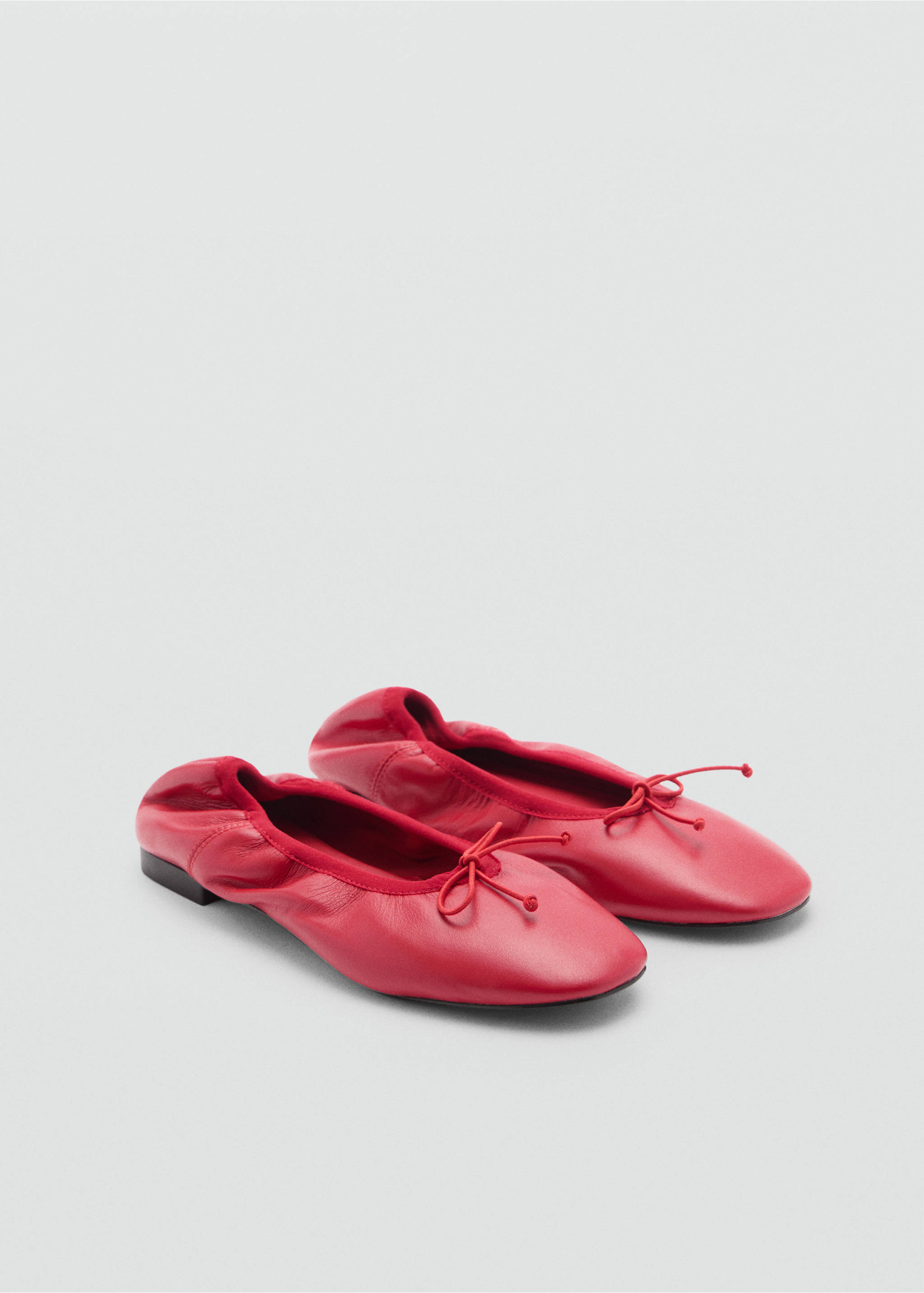 Leather ballet flats with bow - Medium plane, Red. Ref: 77023669-00.