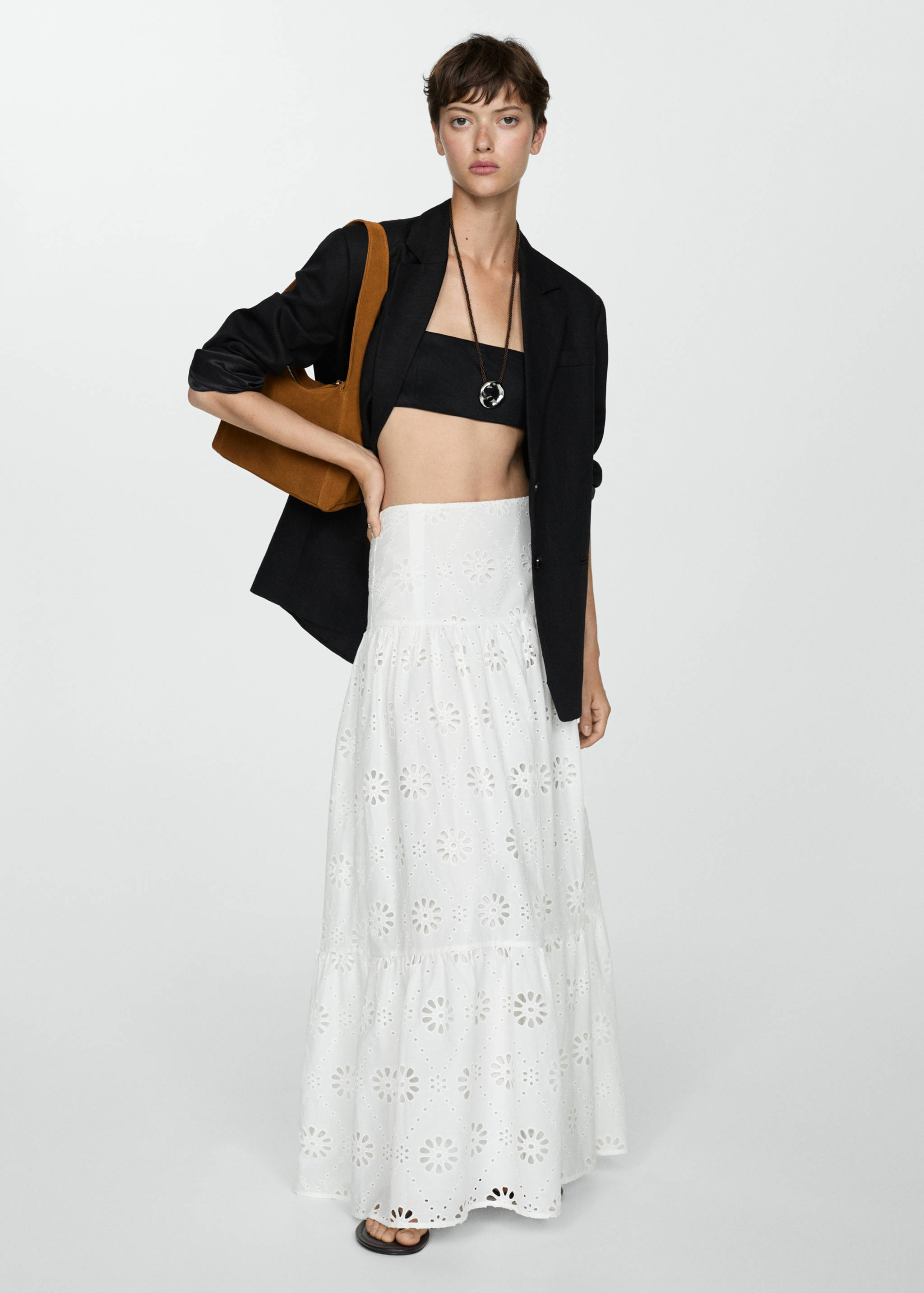 Faldilla cotó brodat suís - Detall de l'article 6