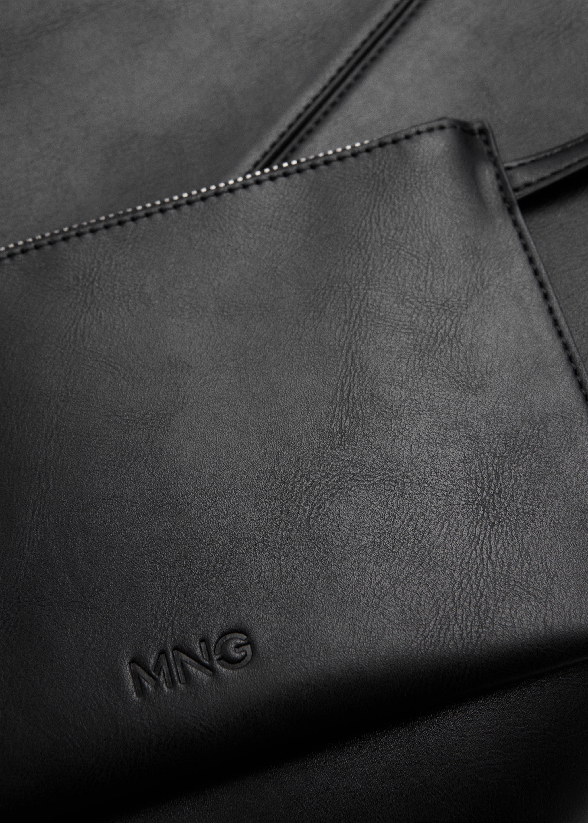 Short handle shopper bag - Details of the article 4, Black. Ref: 77024020-00.