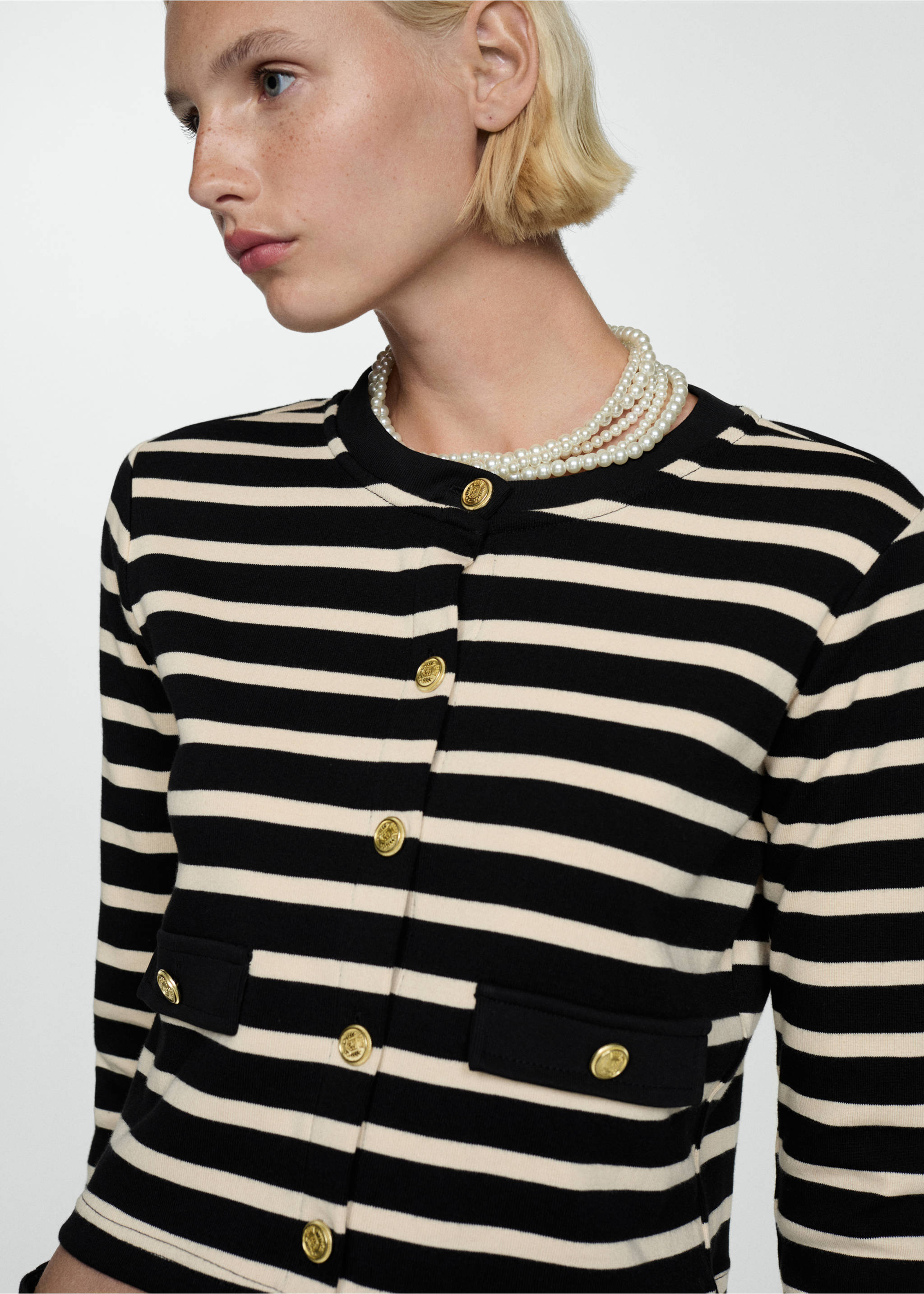 Striped cardigan with buttons - Medium plane, Black. Ref: 77024026-00.