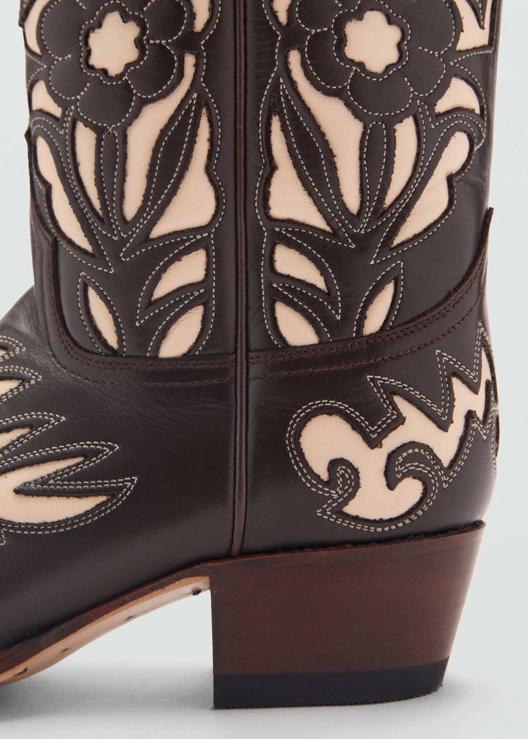 Dvobojne kožne kaubojske čizme - Detalji artikla 4