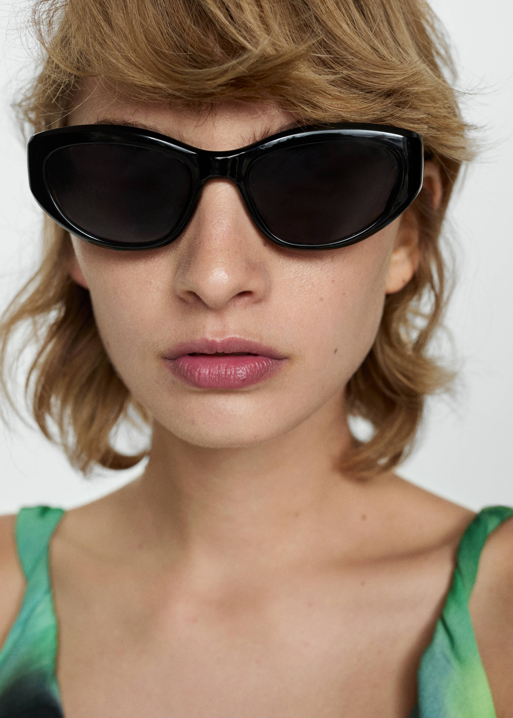 Sukienka z nadrukiem i drapowaniem - Szczegóły artykułu 1