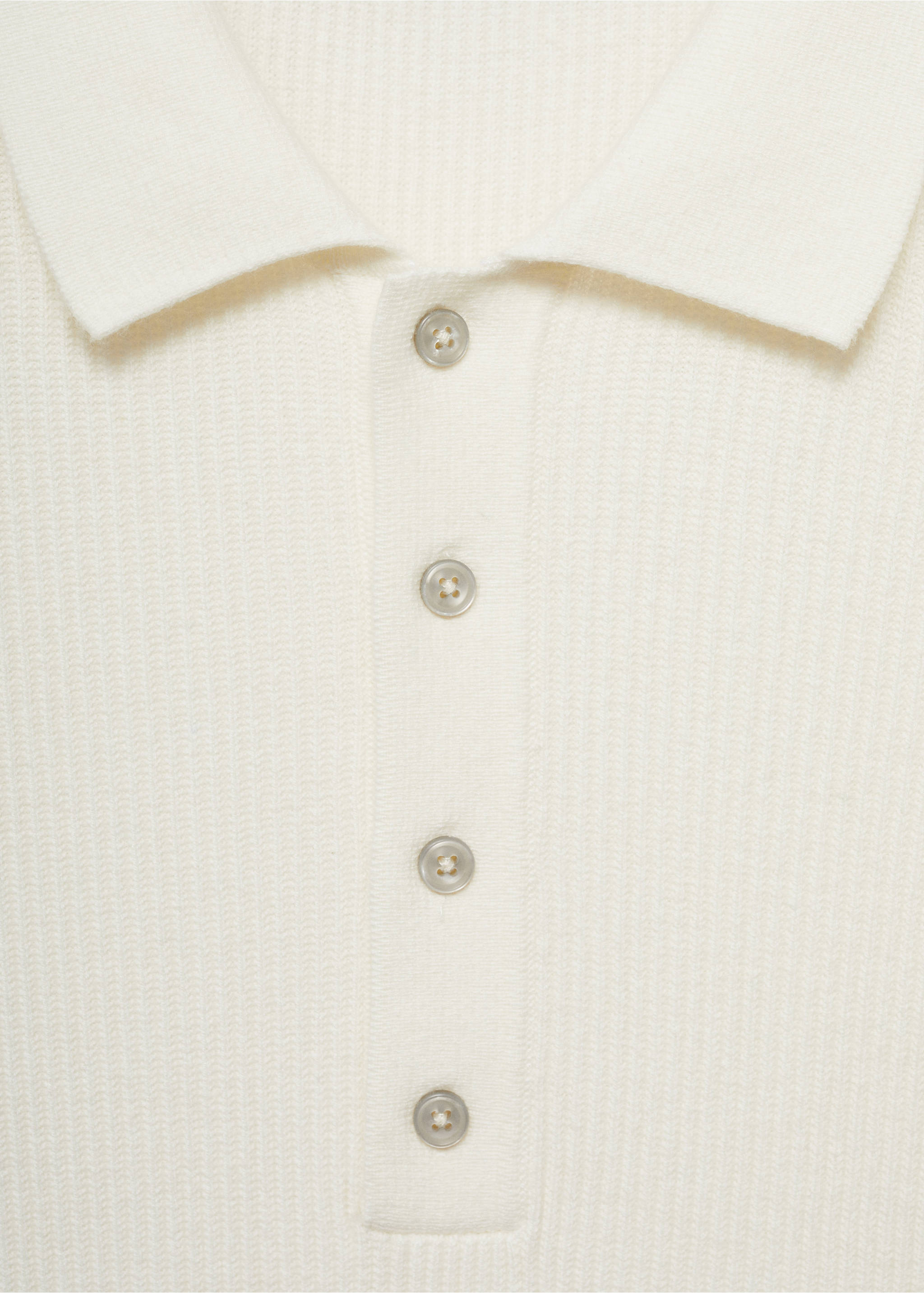 Gerippter Pullover aus Baumwollgemisch mit Polo-Kragen - Detail des Artikels 8, Cremeweiß. Ref: 77024445-00.