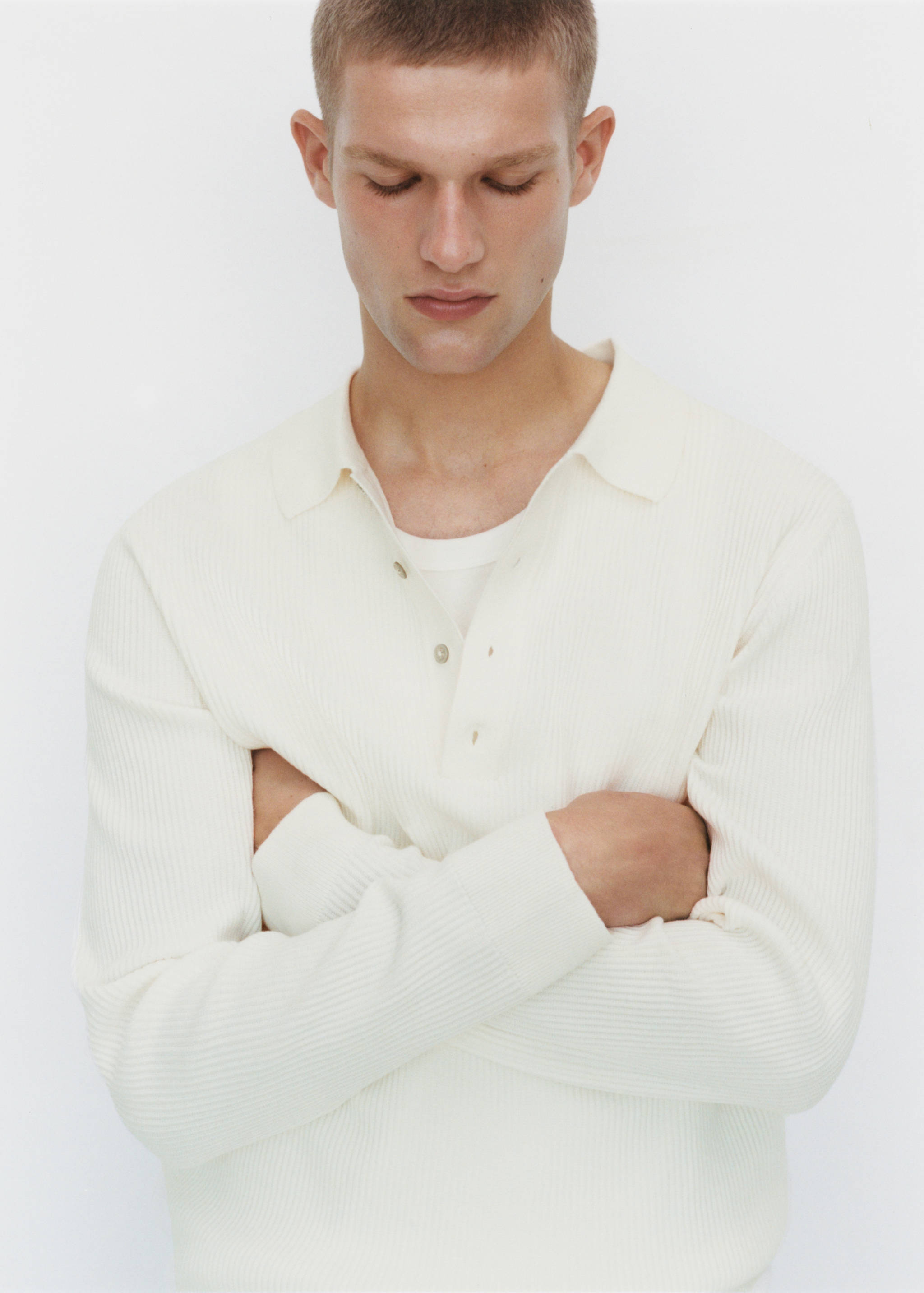 Gerippter Pullover aus Baumwollgemisch mit Polo-Kragen - Detail des Artikels 5