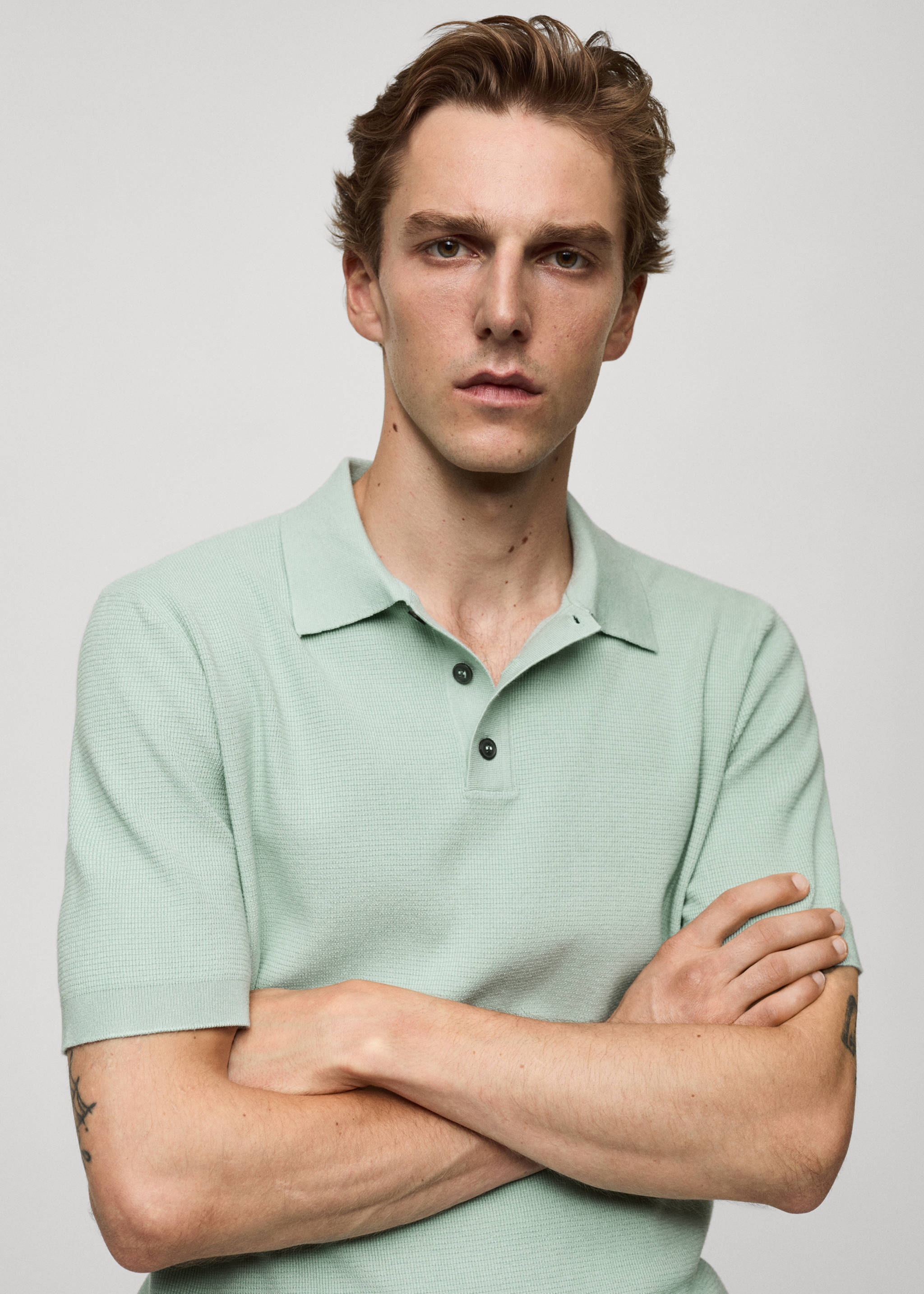 Structured fine-knit polo shirt - Details of the article 1