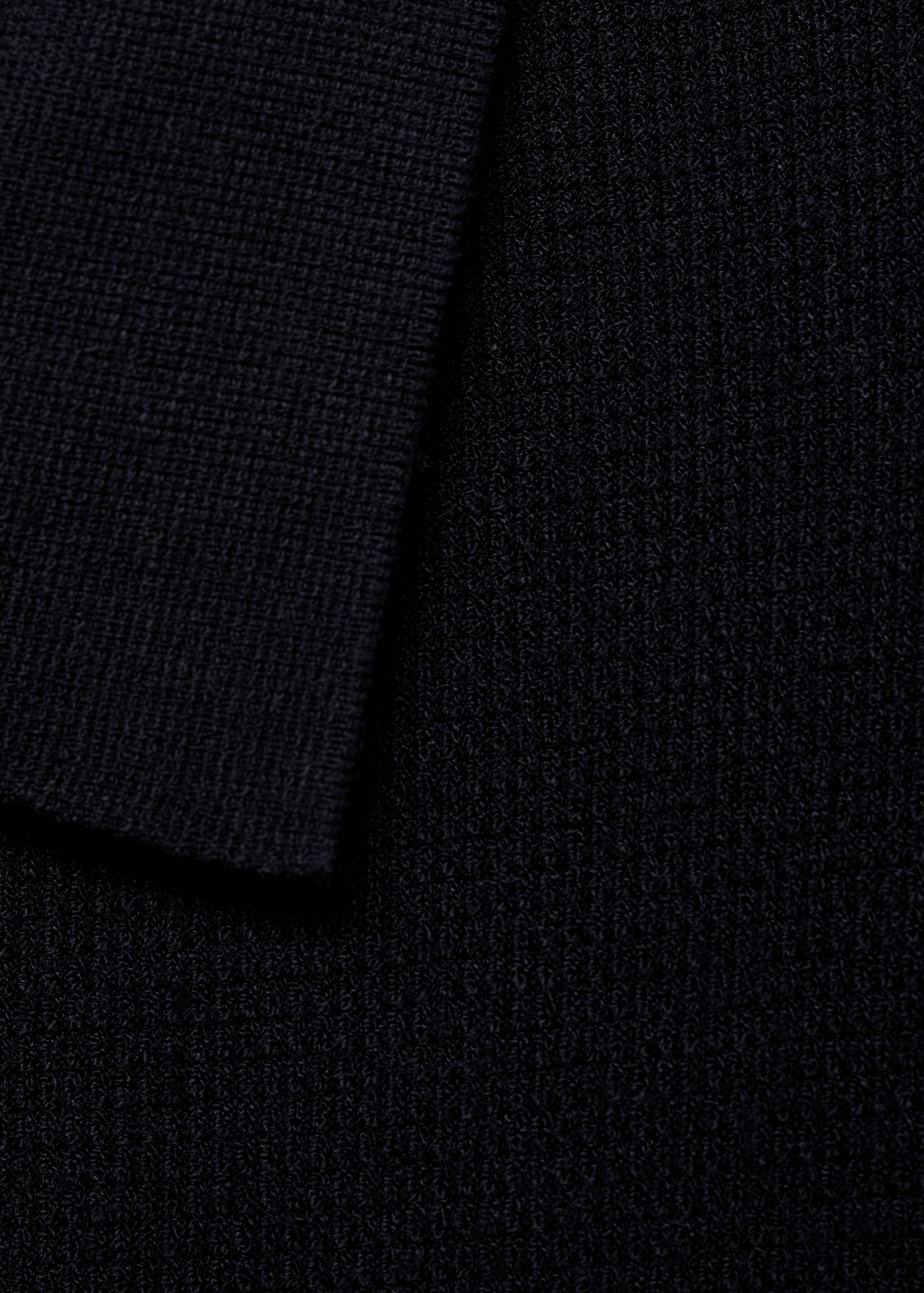 Structured fine-knit polo shirt - Details of the article 0