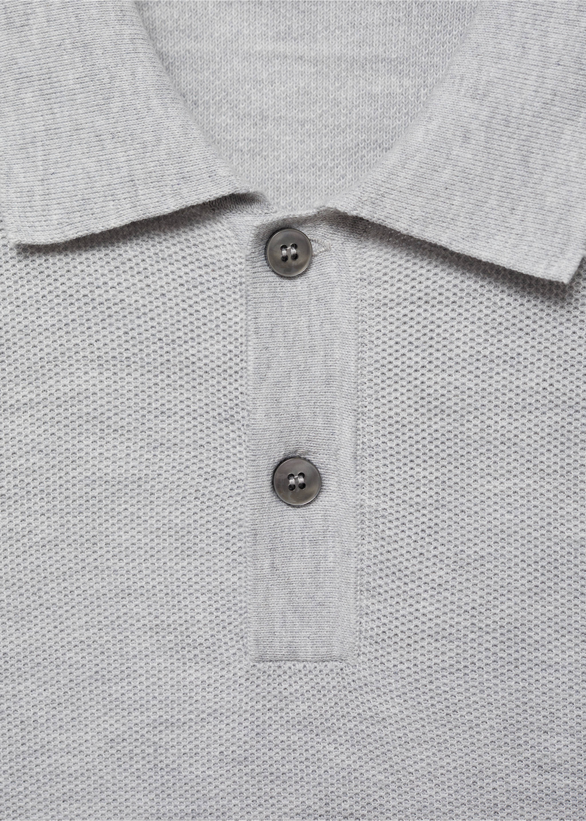 Knitted structured polo sweater - Details of the article 8, Medium Heather Grey. Ref: 77024449-00.