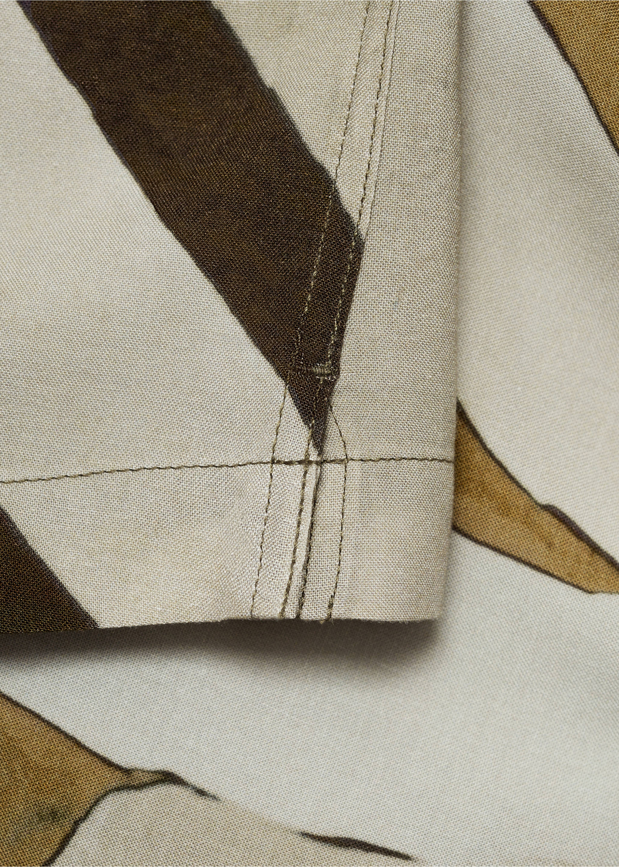 Printed flowing shirt with bowling collar - Details of the article 0, Dark Green. Ref: 77024455-00.