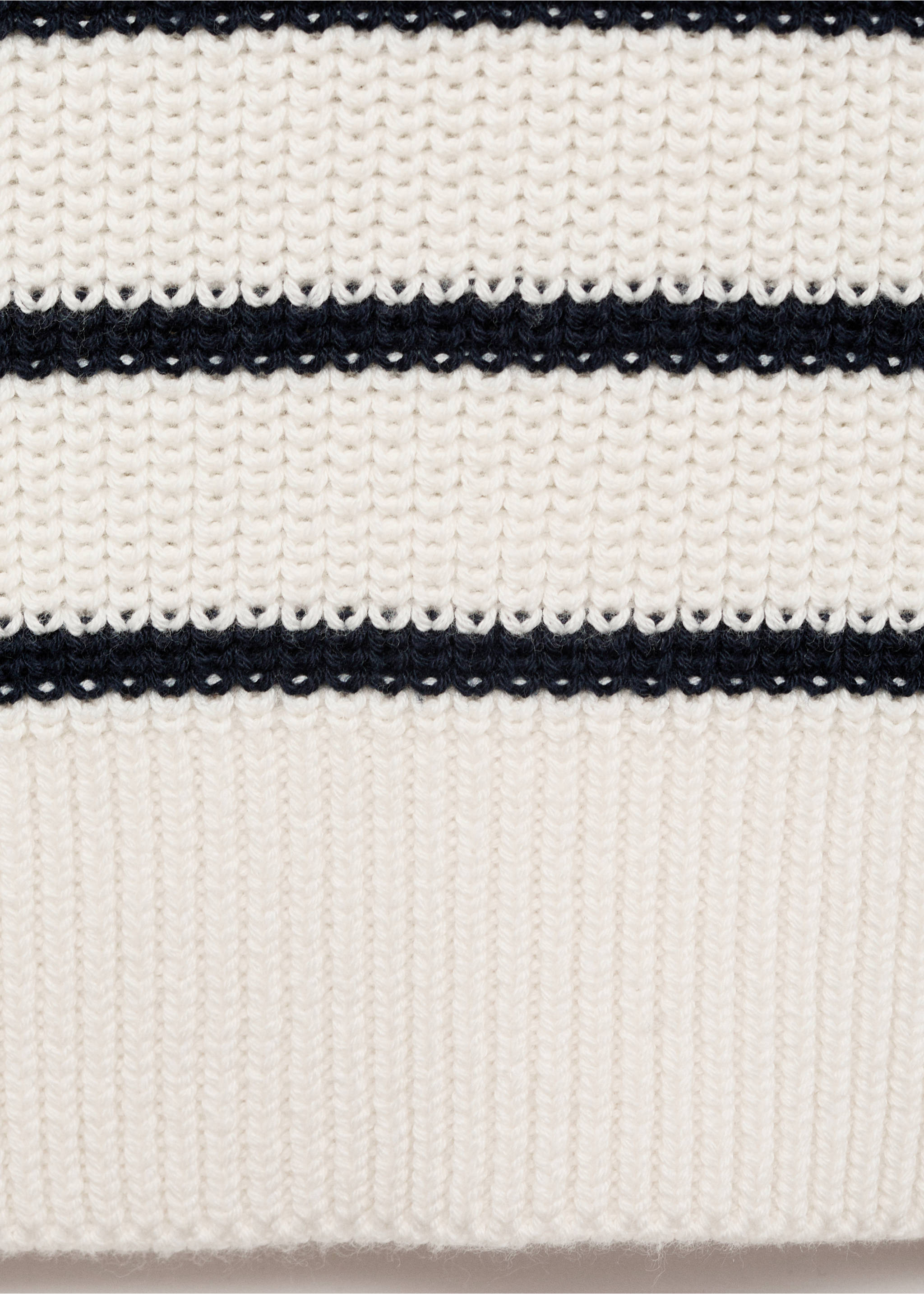 Striped knitted gilet - Details of the article 0, Off White. Ref: 77024772-00.