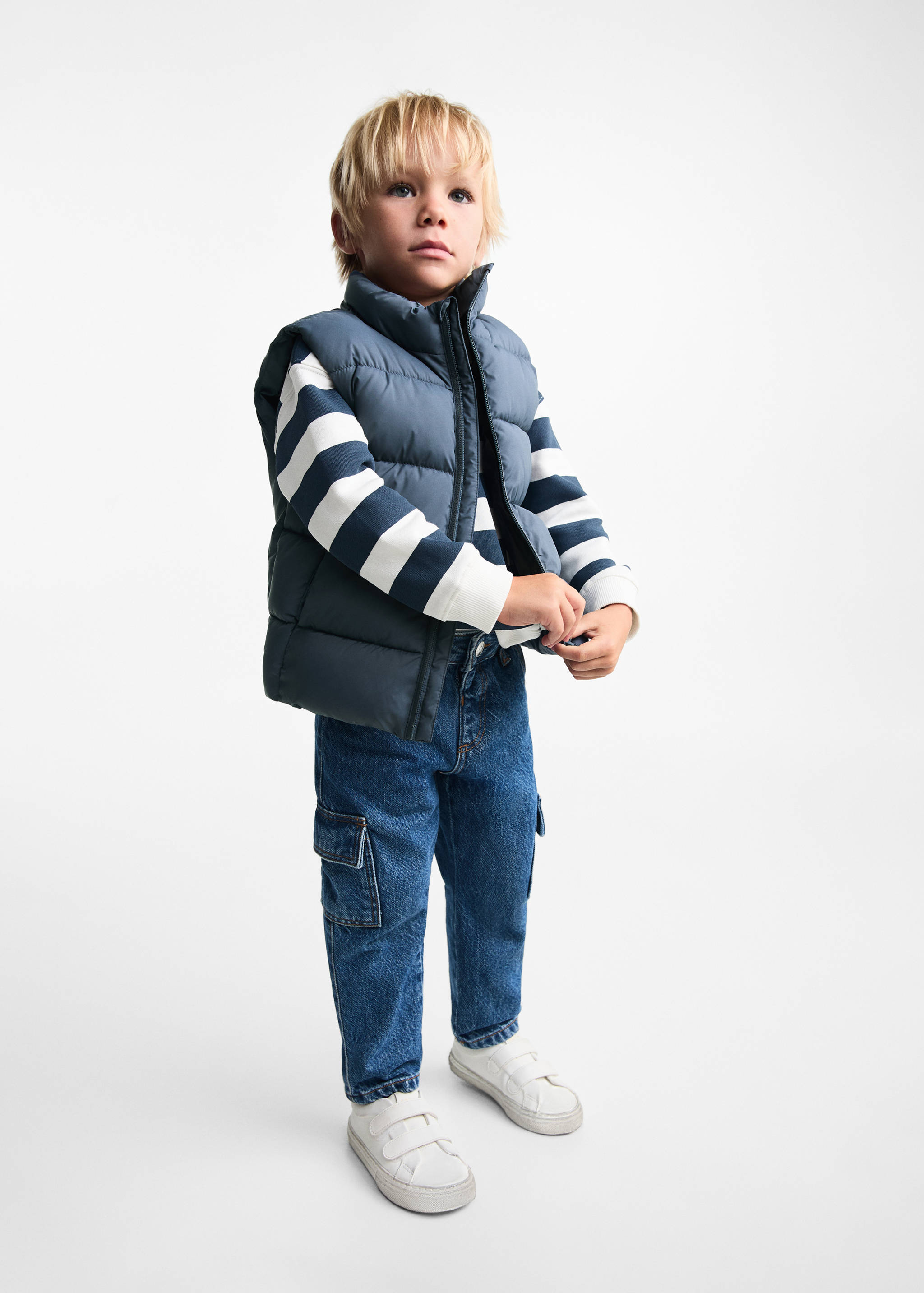 Quilted vest with pockets - General plane