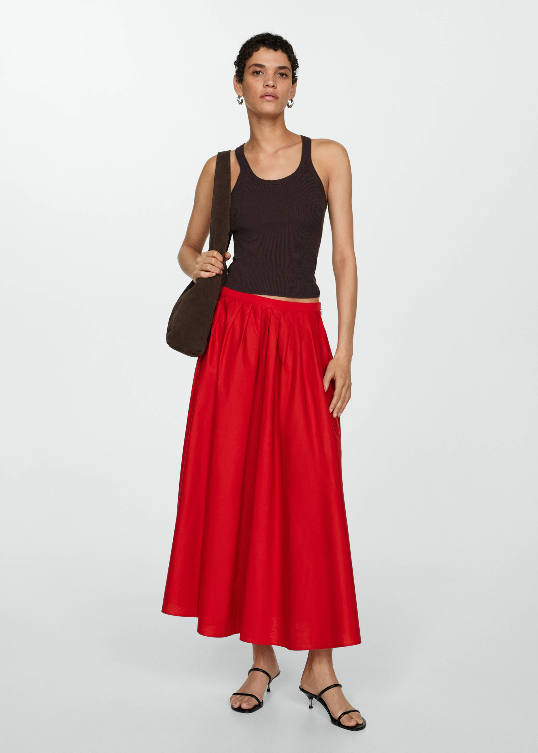 Pleated midi-skirt - General plane