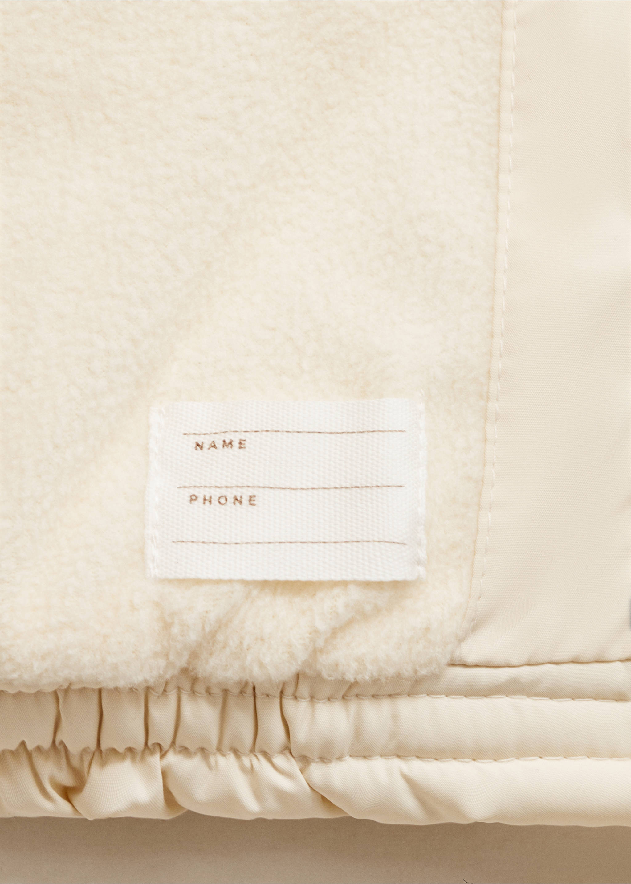 Padded anorak with shearling lining - Details of the article 0, Ecru. Ref: 77025148-00.