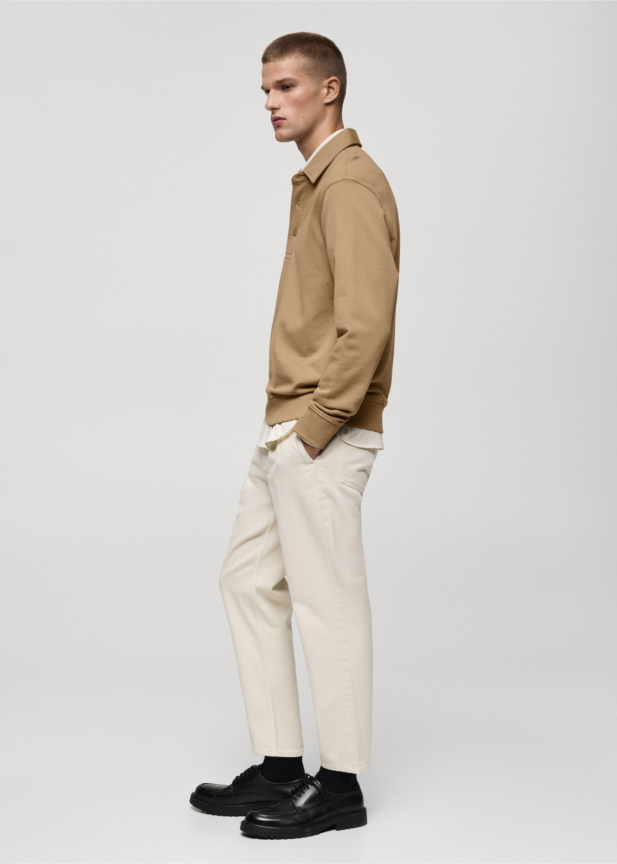 100% cotton polo sweatshirt - Details of the article 2, Sand. Ref: 77025153-00.