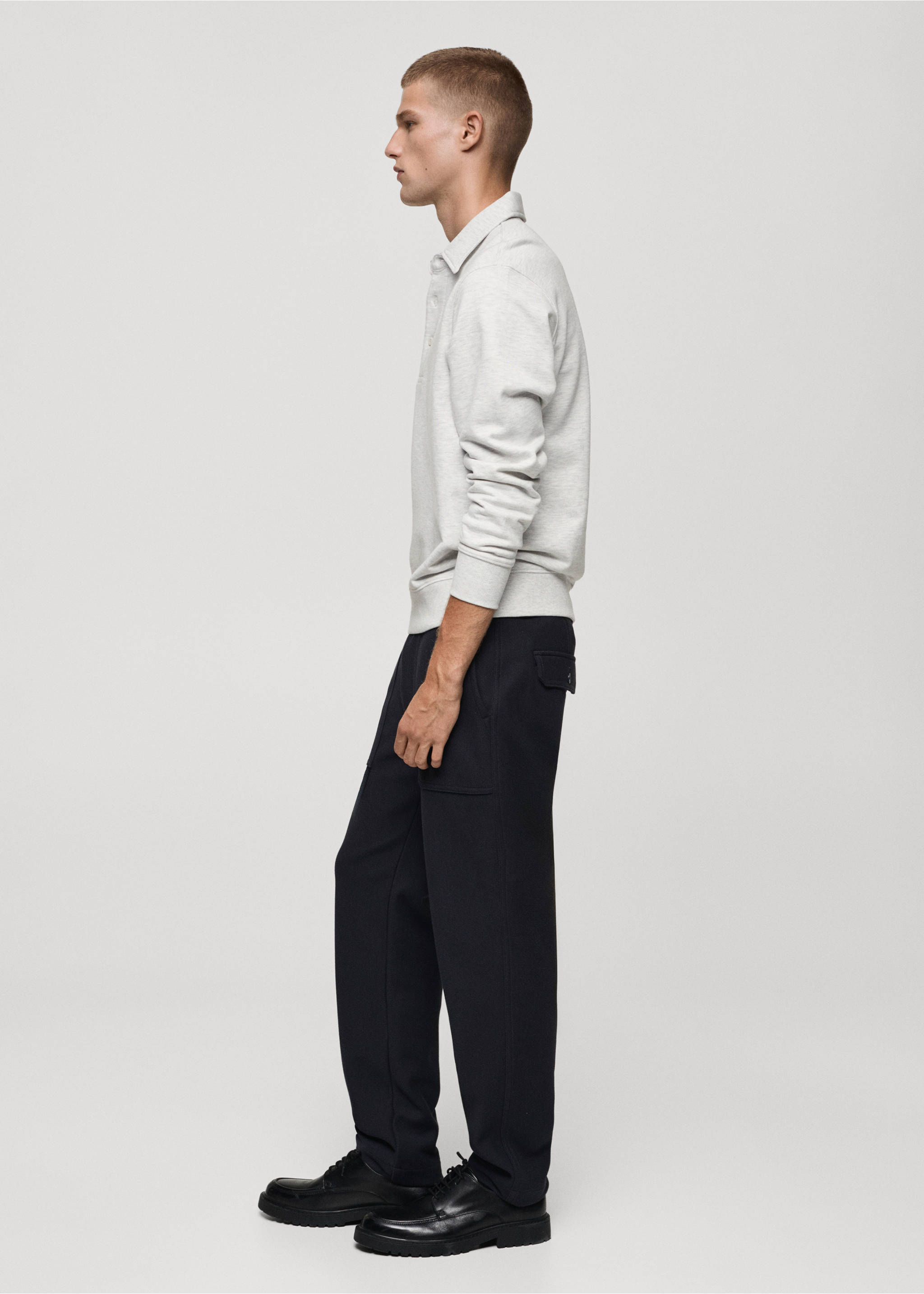 100% cotton polo sweatshirt - Details of the article 2, Light Heather Grey. Ref: 77025153-00.