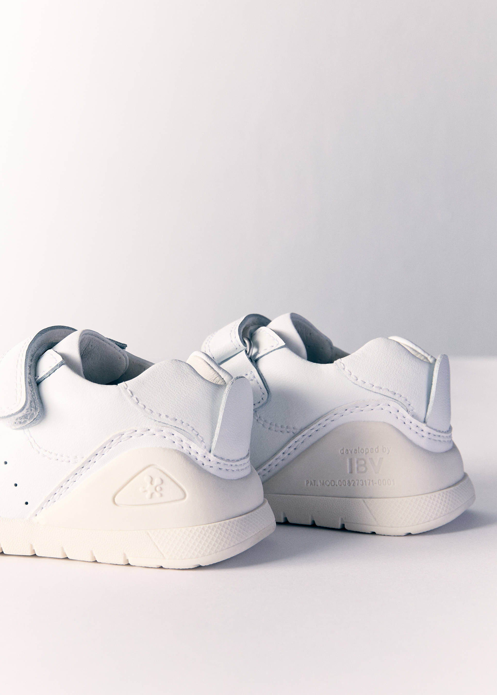 Biomecanics leather trainers - Details of the article 5
