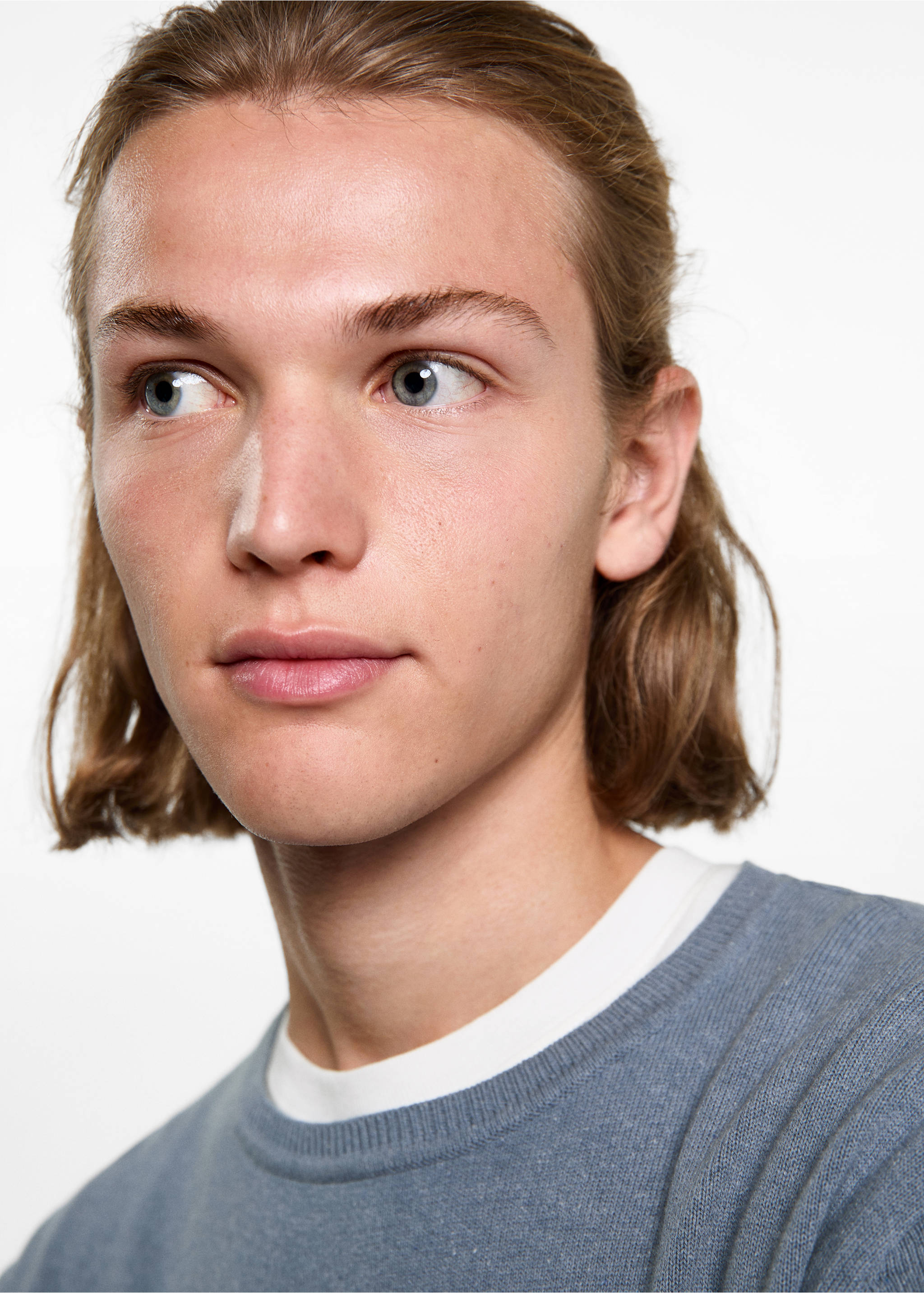 Round-neck knitted sweater - Details of the article 1, Blue. Ref: 77025634-00.