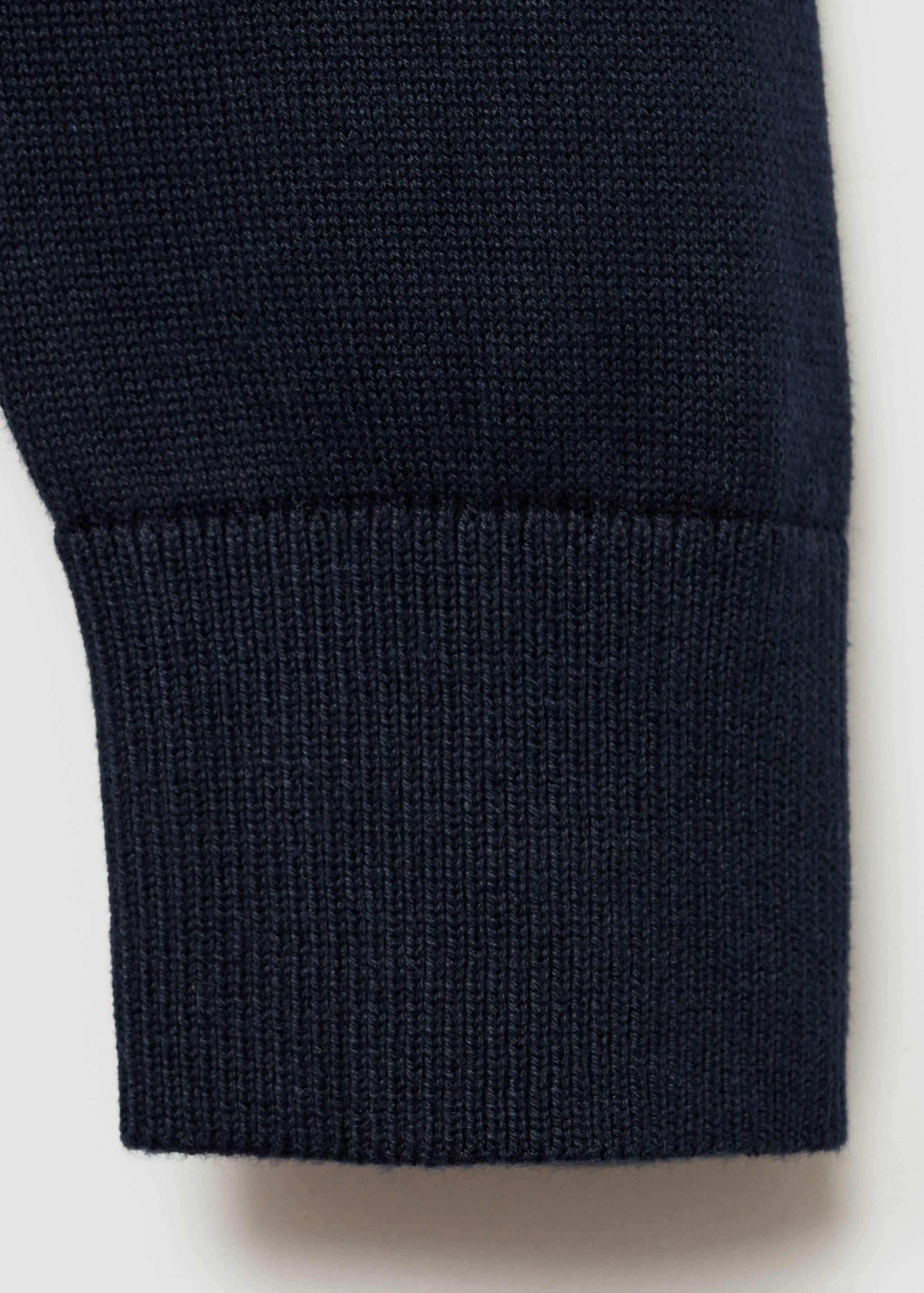 Round-neck knitted sweater - Details of the article 0