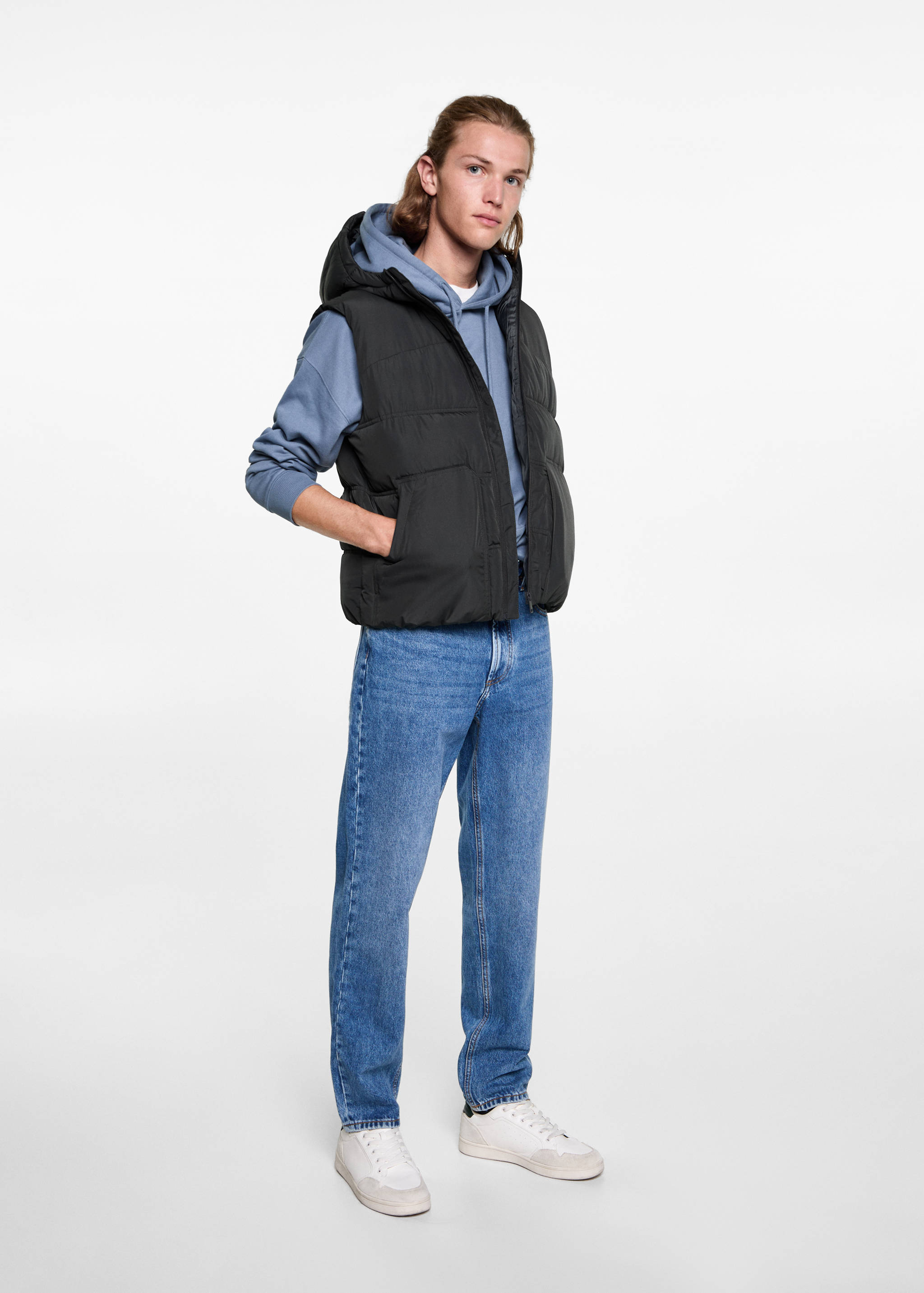 Steppweste mit Kapuze - Allgemeine Ansicht