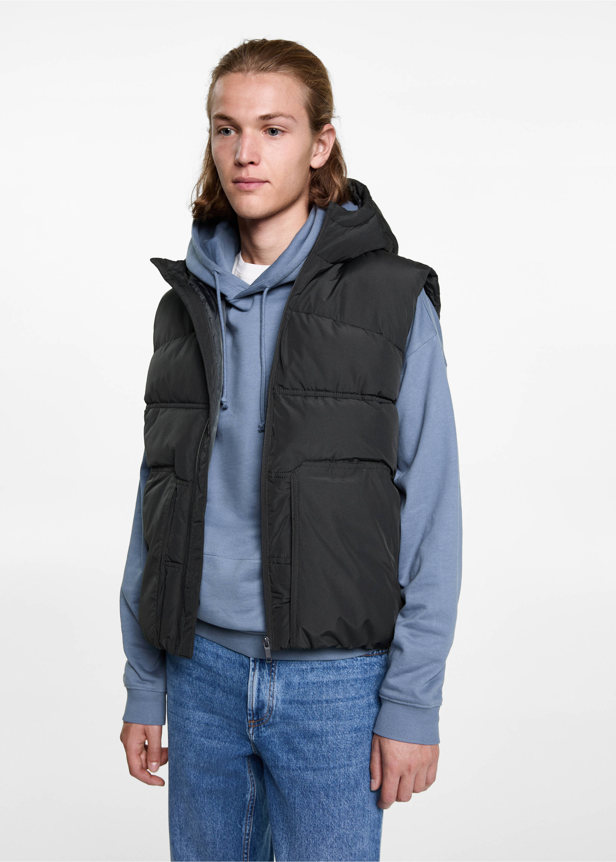 Steppweste mit Kapuze - Mittlere Ansicht, Anthrazit. Ref: 77025635-00.