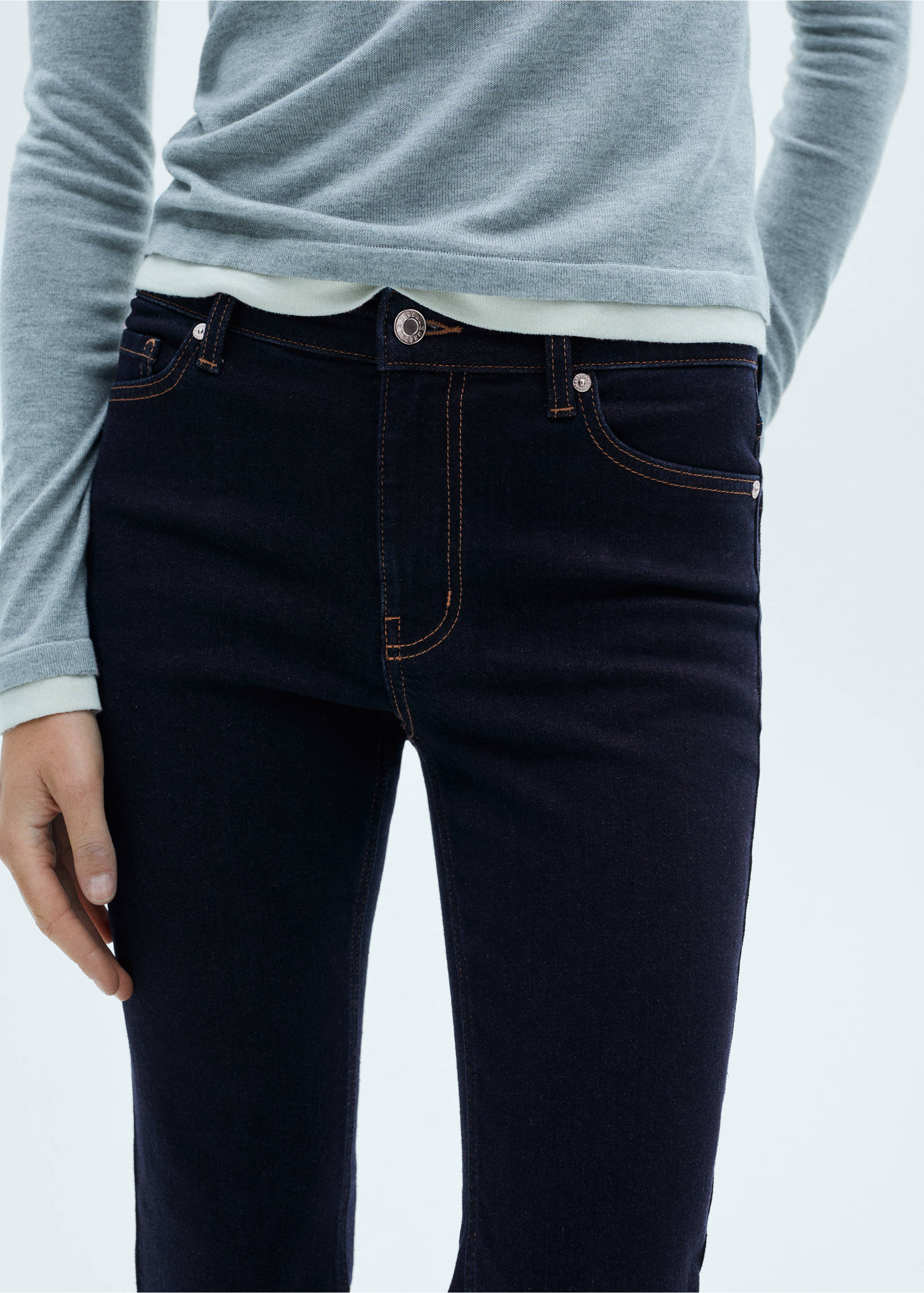 Jean Sienna flare crop rinse wash - Détail de l'article 6, Bleu. Ref: 77025652-00.