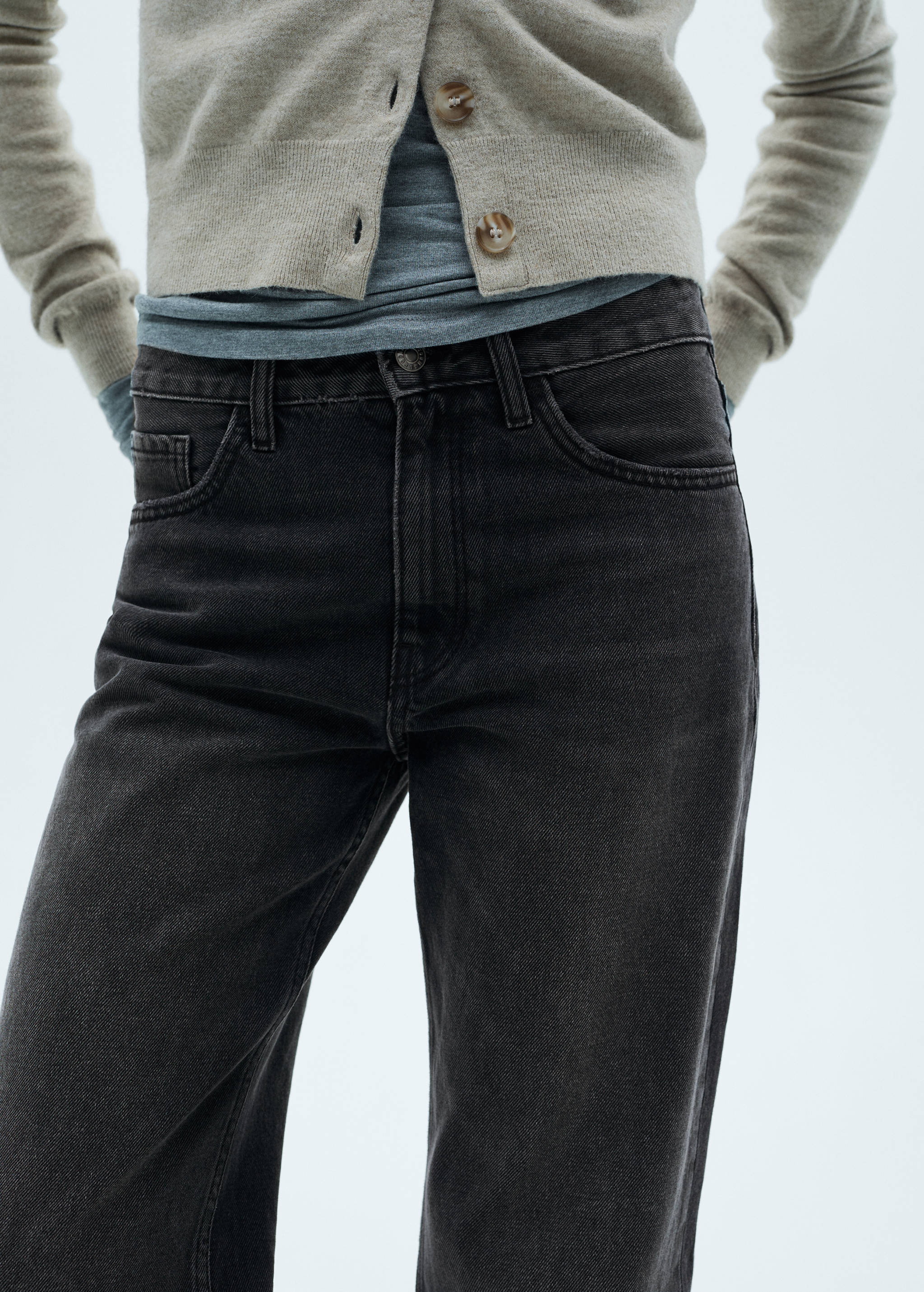Mid-rise straight jeans - Details of the article 6
