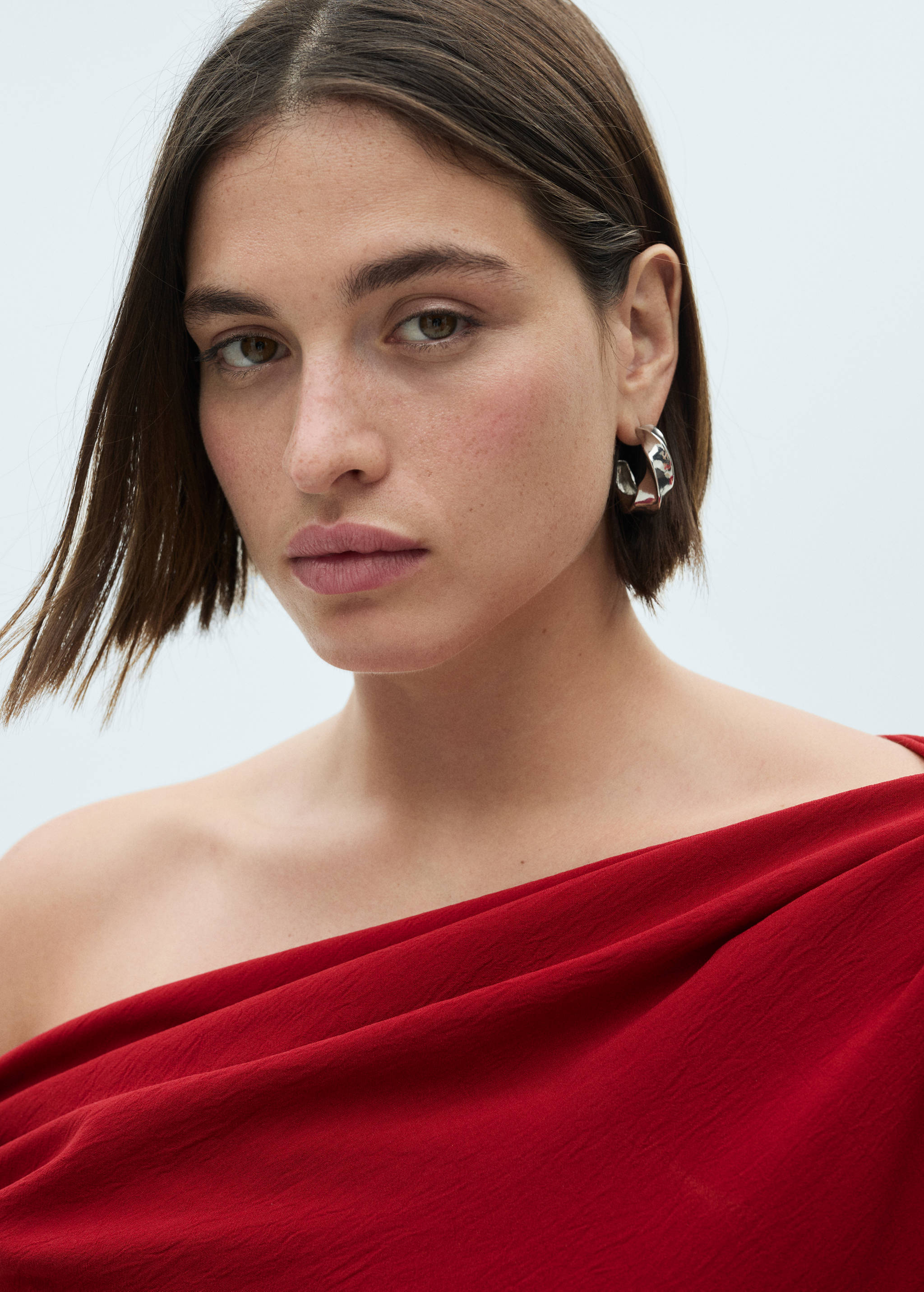 Asymmetrical pleated dress - Details of the article 4