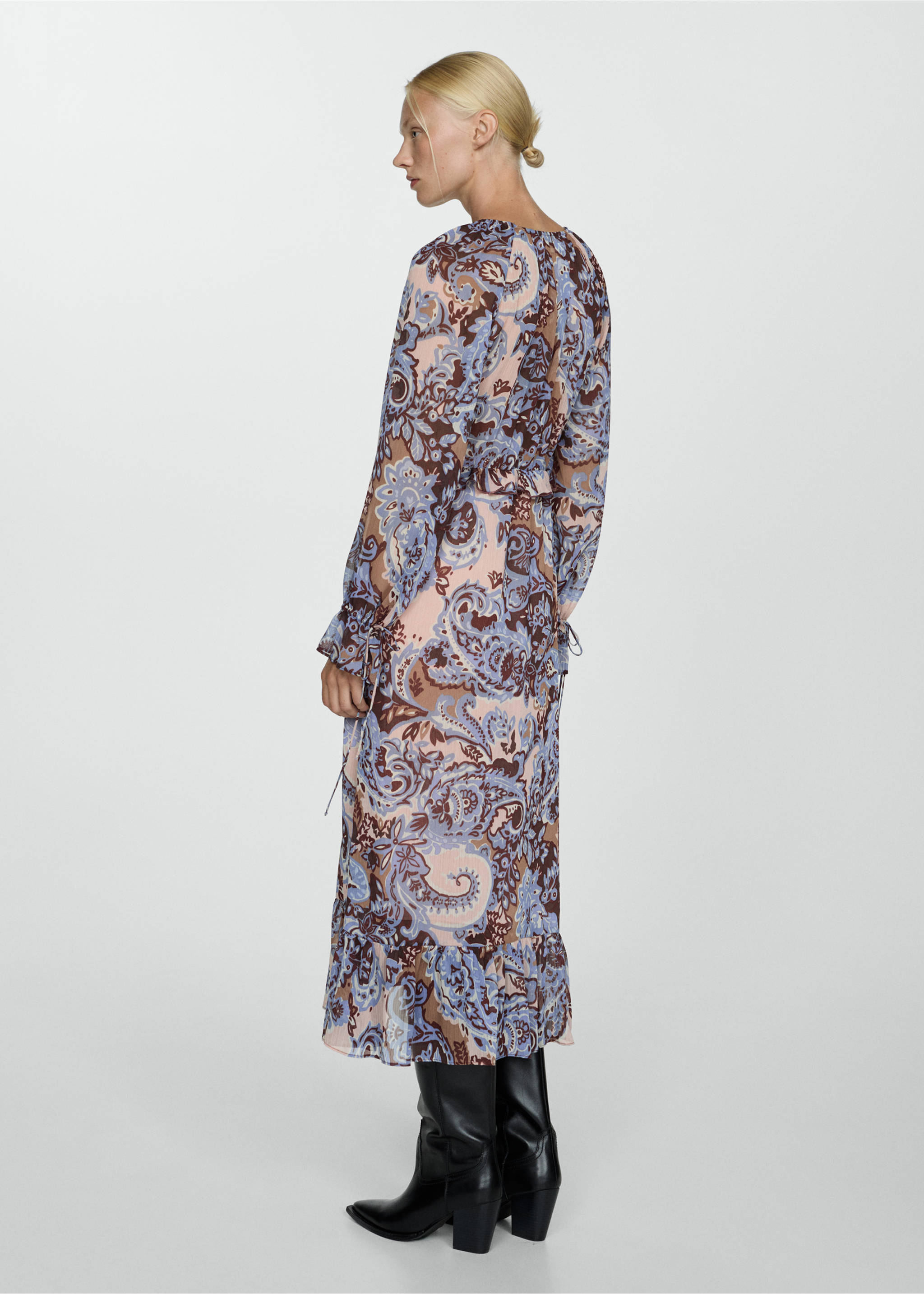 Paisley dress with ruffles - Reverse of the article, Blue. Ref: 77025674-00.