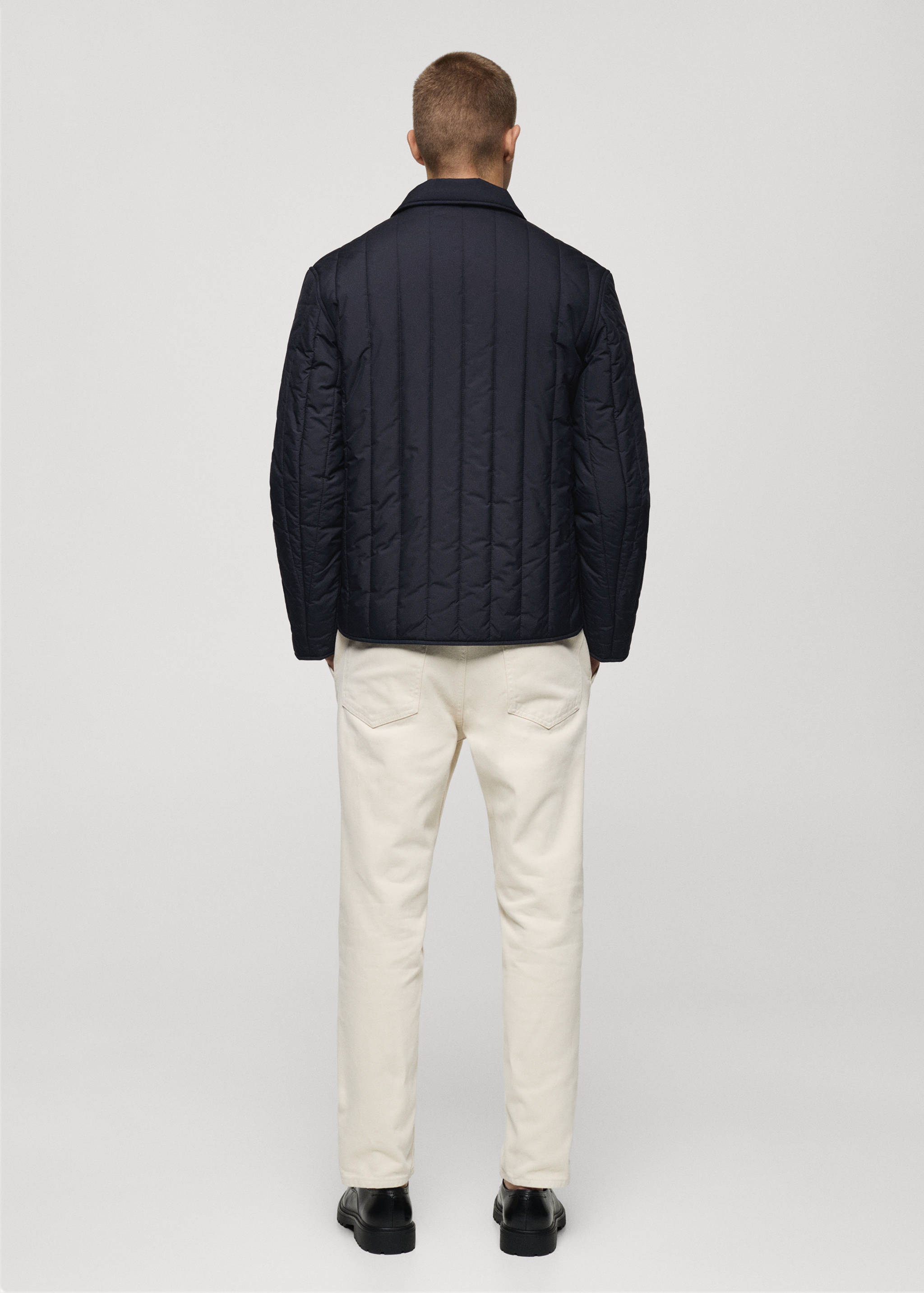 Gewatteerd, waterafstotend jasje - Achterkant van het artikel