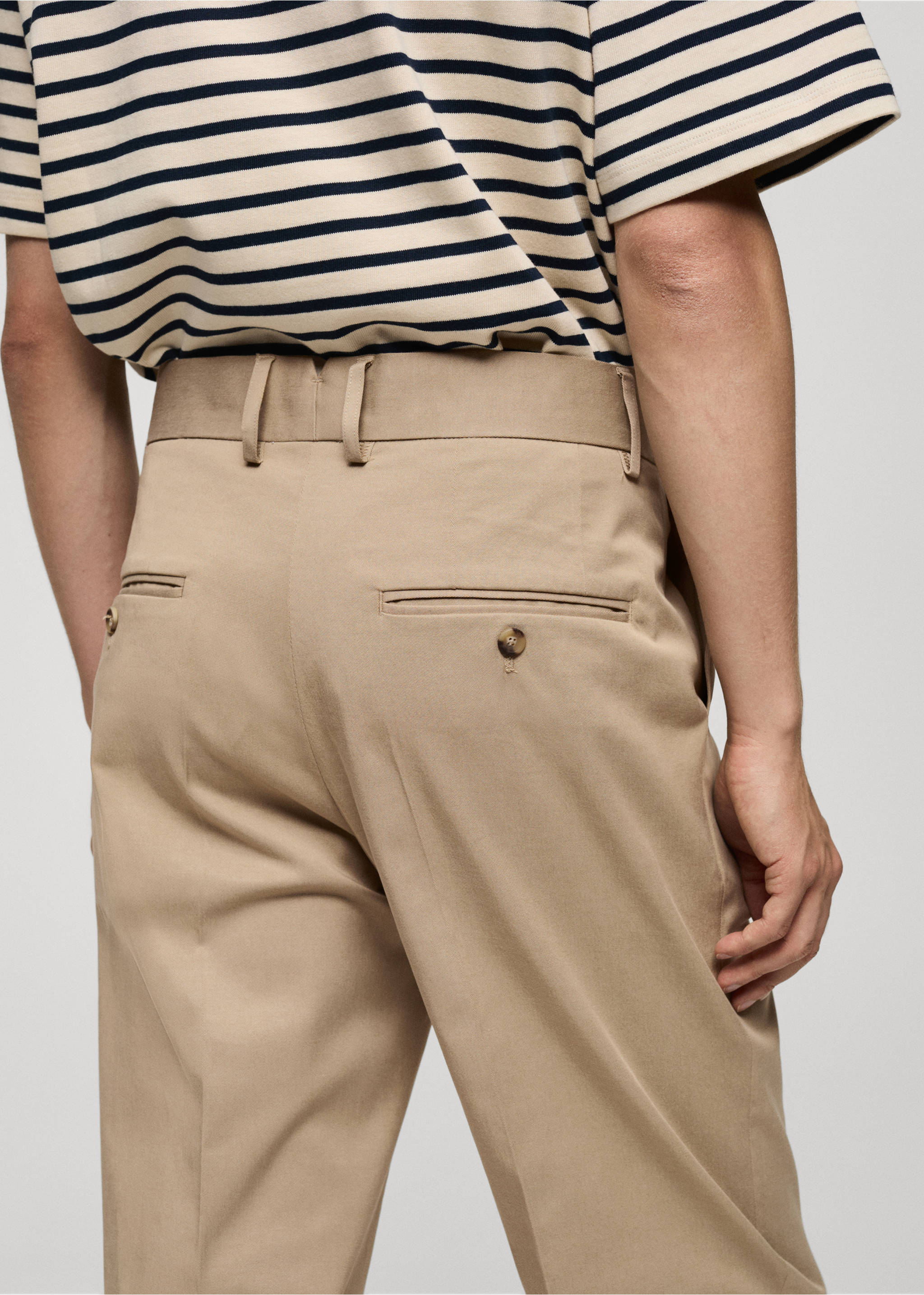 Regular-fit tencel cotton trousers - Details of the article 2, Medium Brown. Ref: 77025967-00.