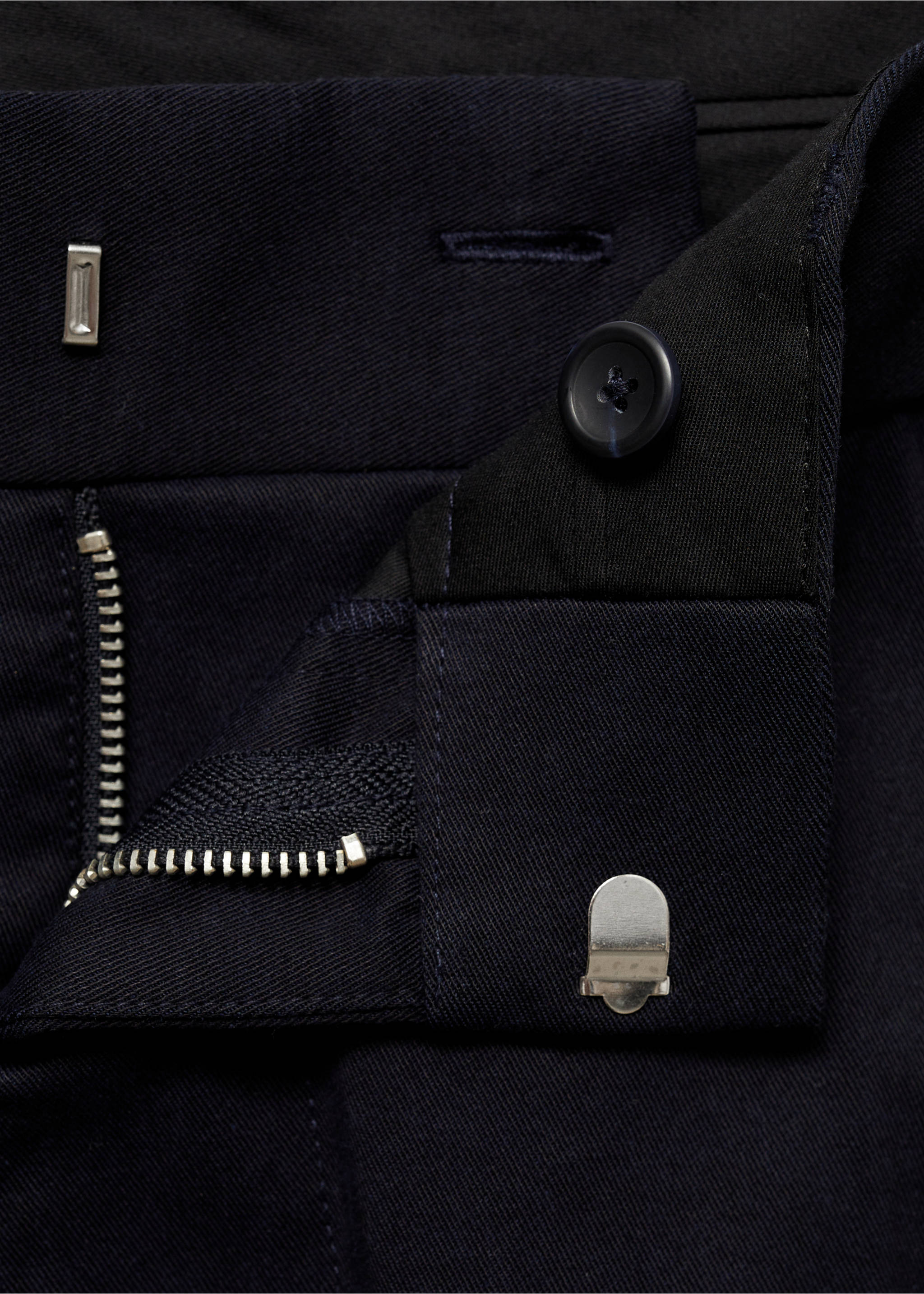 Pantalón regular fit algodón tencel - Detalle del artículo 8, Azul marino oscuro. Ref: 77025967-00.