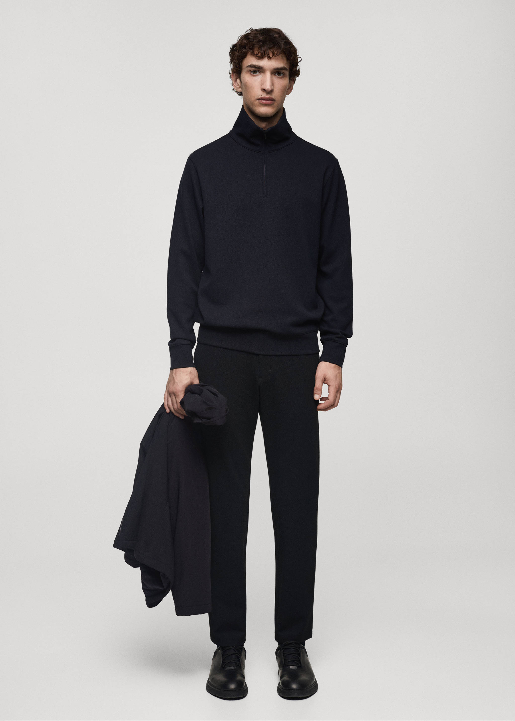 Sweatshirt with anti-odour technology and zip - General plane