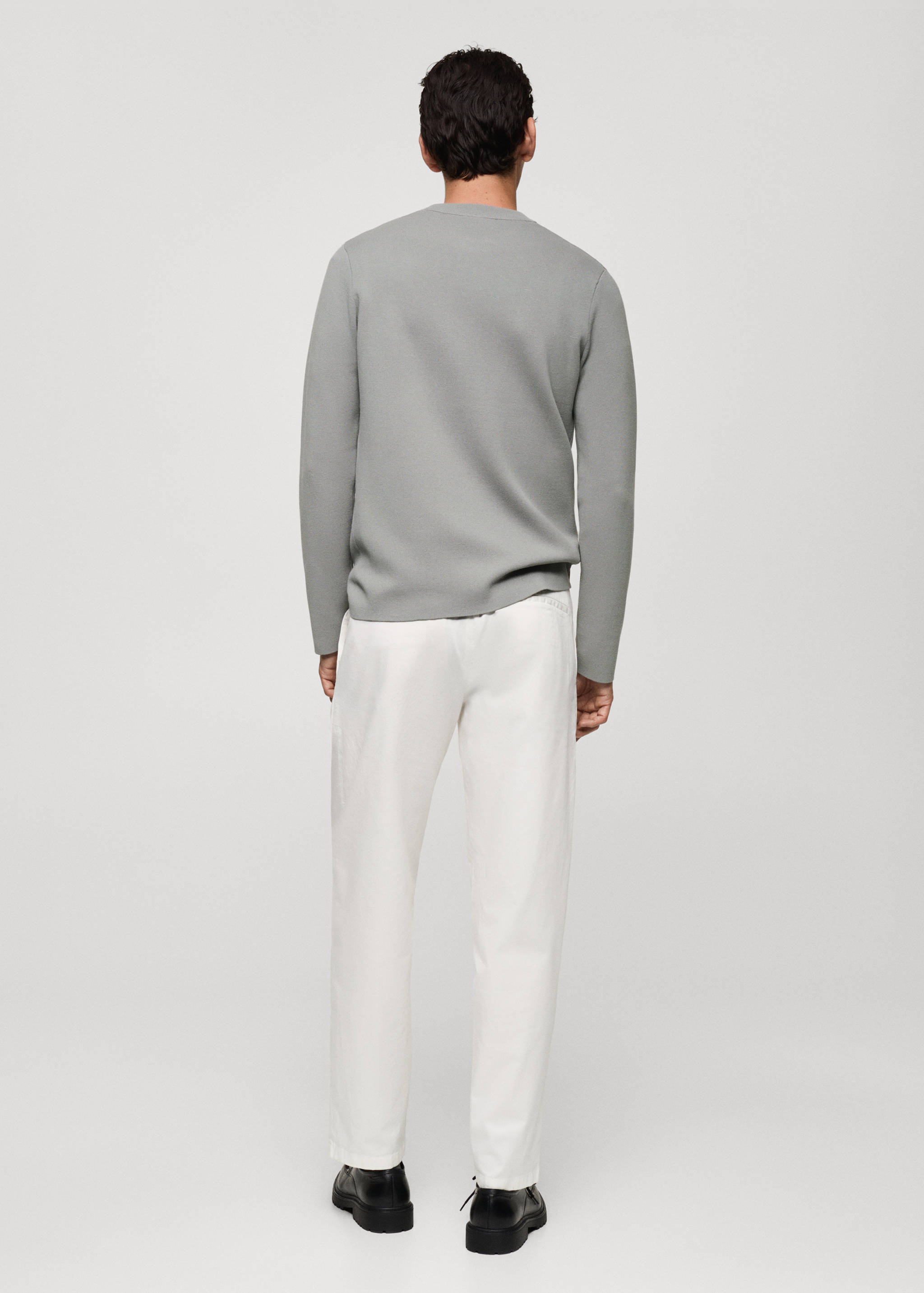 Medium-knit regular-fit sweater - Reverse of the article