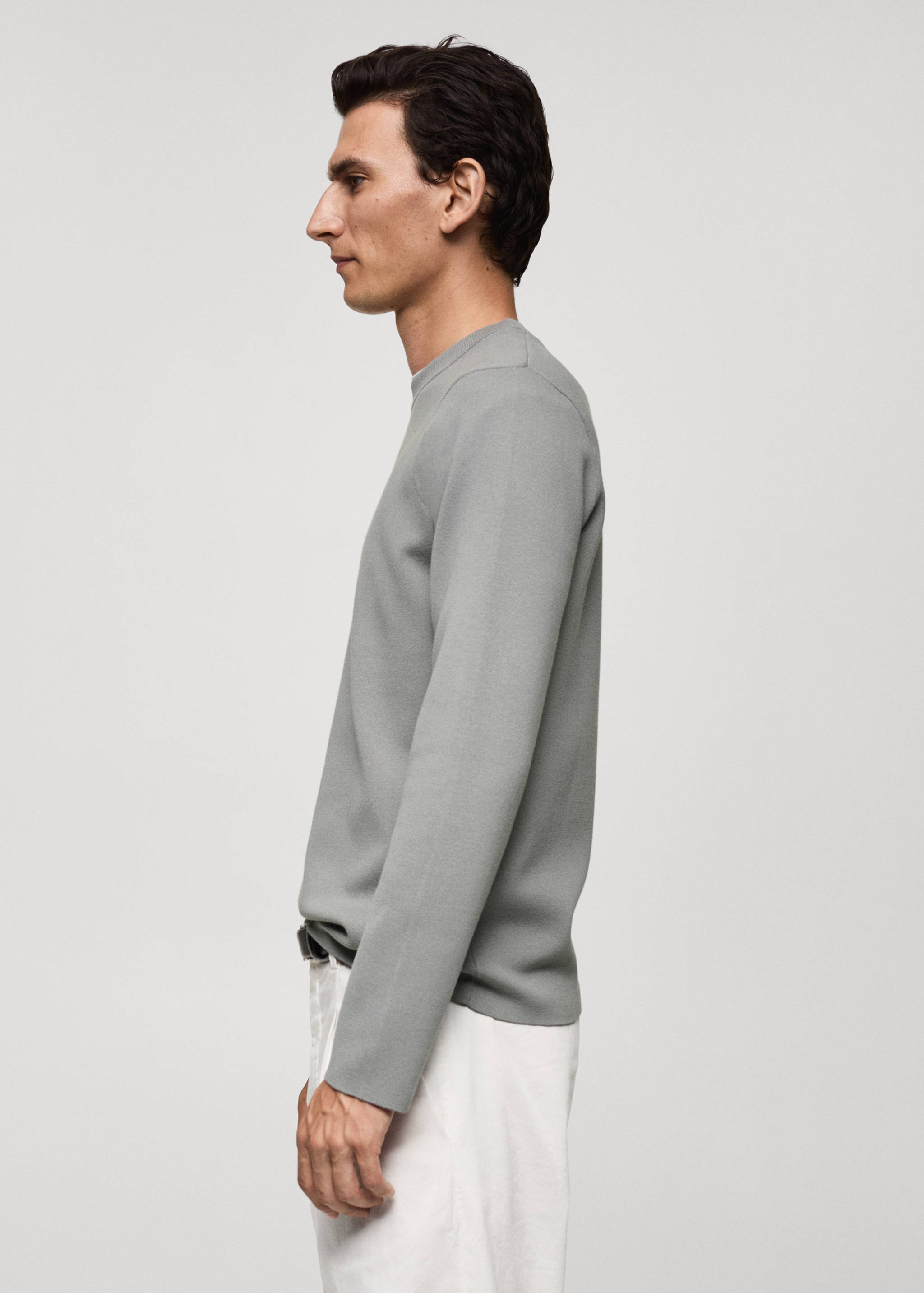 Medium-knit regular-fit sweater - Details of the article 2